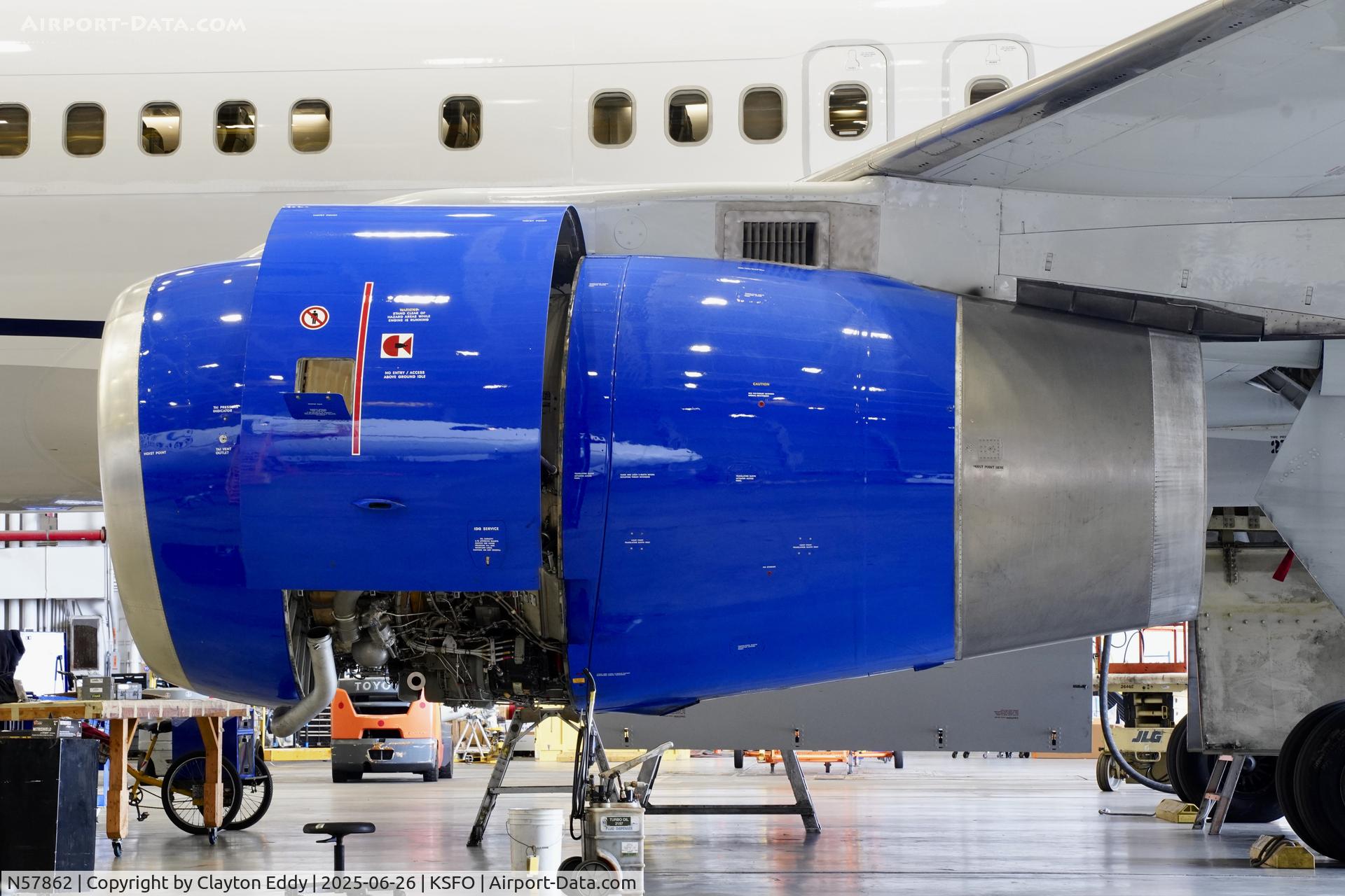 N57862, 2001 Boeing 757-33N C/N 32586, SFO 2025