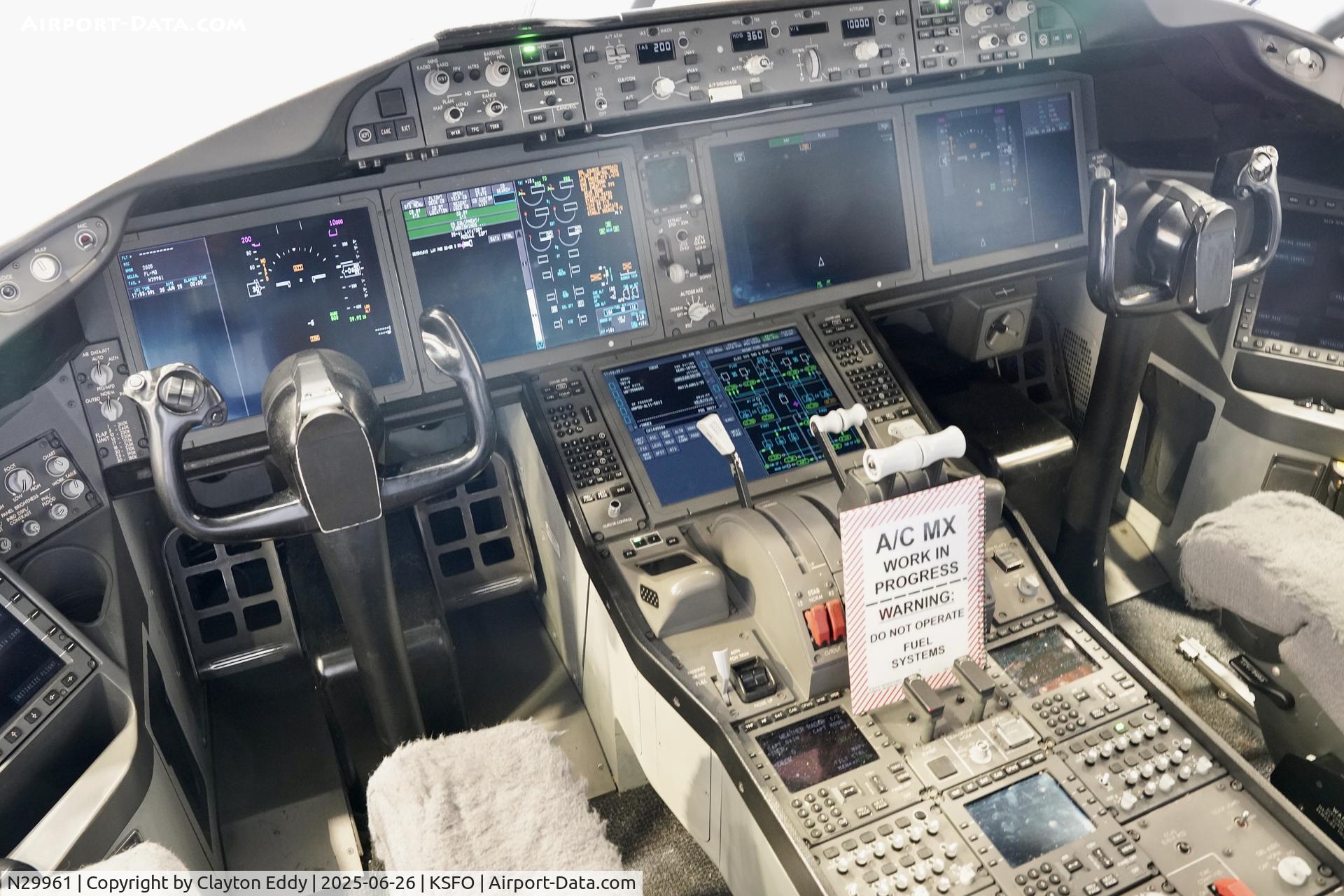 N29961, 2015 Boeing 787-9 Dreamliner Dreamliner C/N 37811, SFO 2025