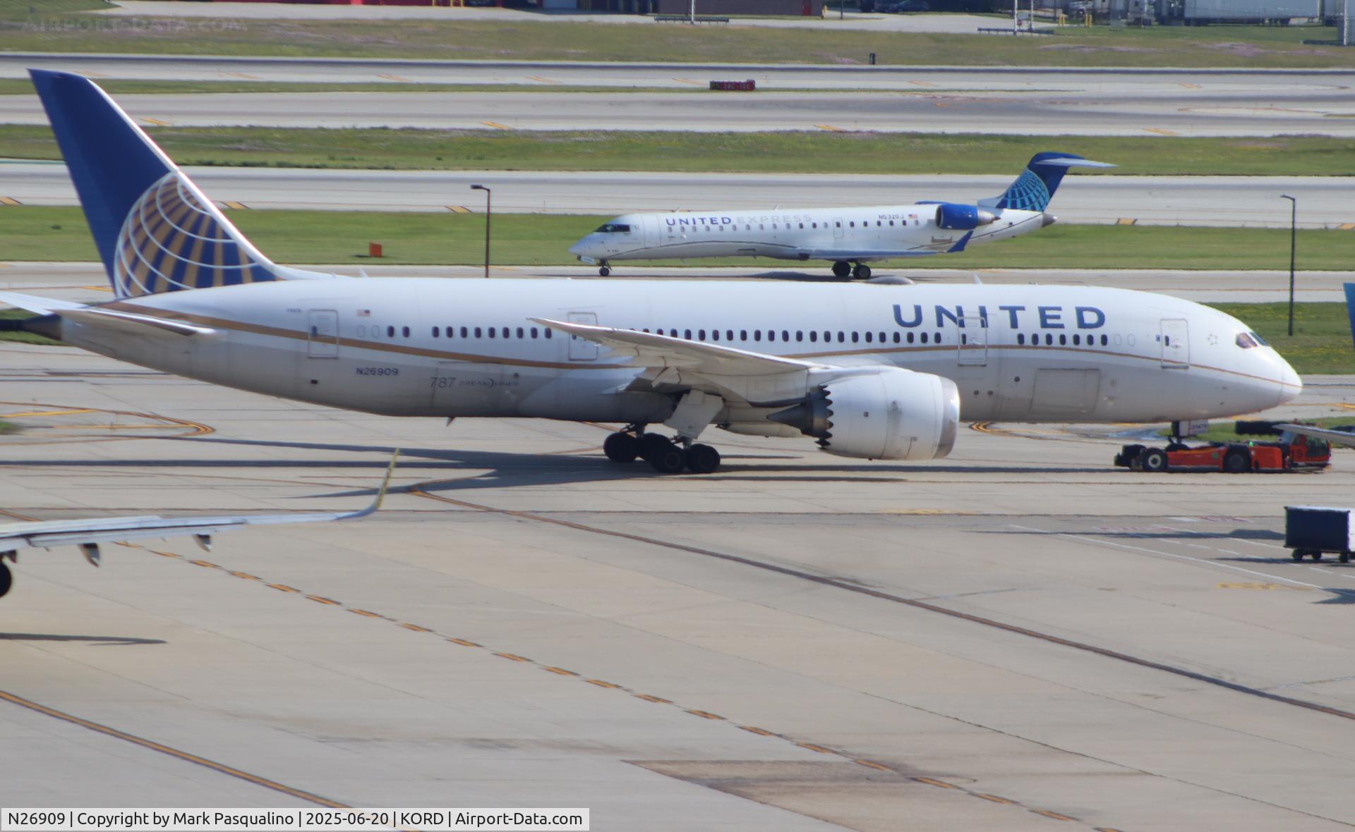 N26909, 2013 Boeing 787-8 Dreamliner C/N 34827, Boeing 787-8 Dreamliner