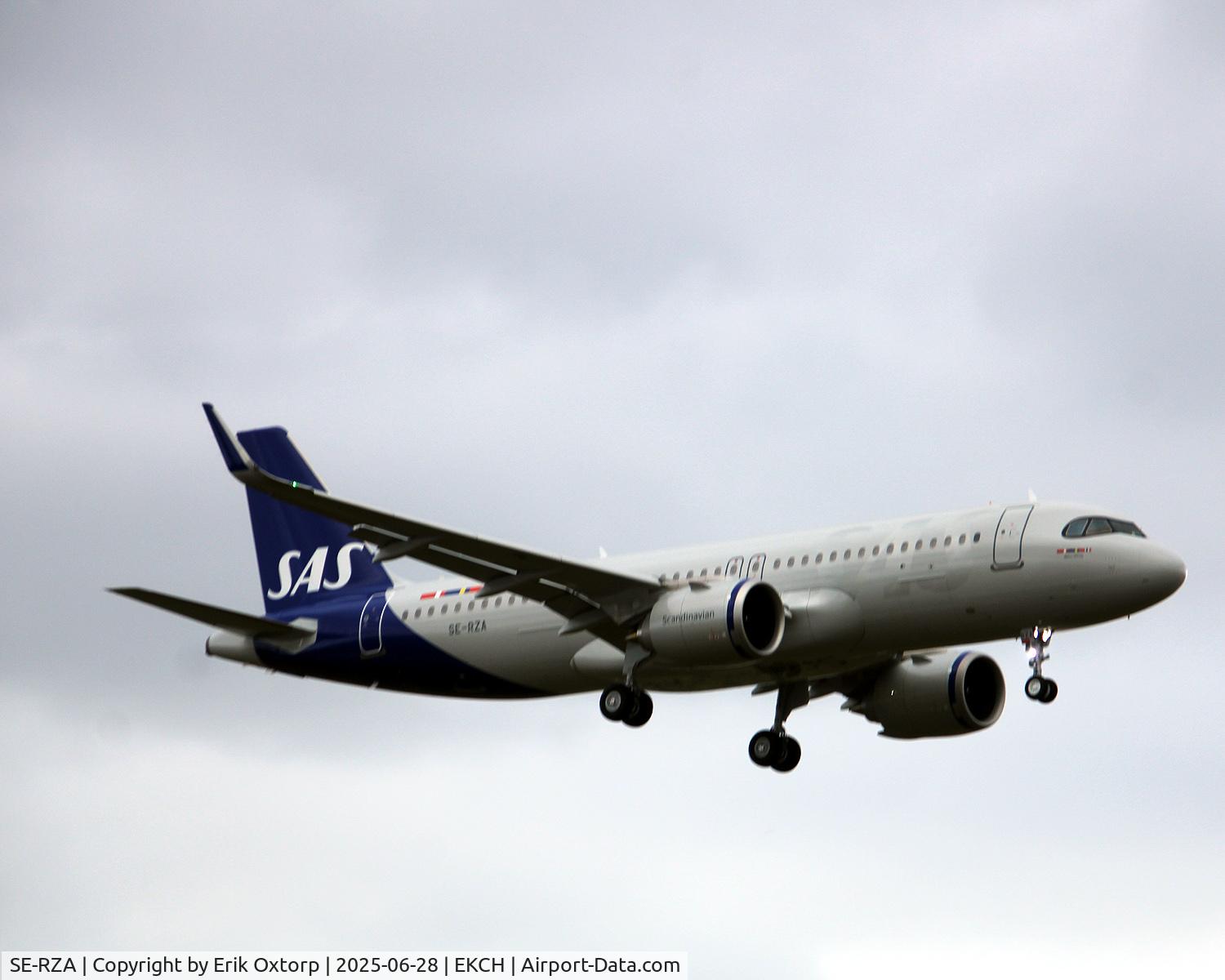 SE-RZA, 2025 Airbus A320-251N C/N 12665, The delivery flight of SE-RZA landing rw 22L in CPH
