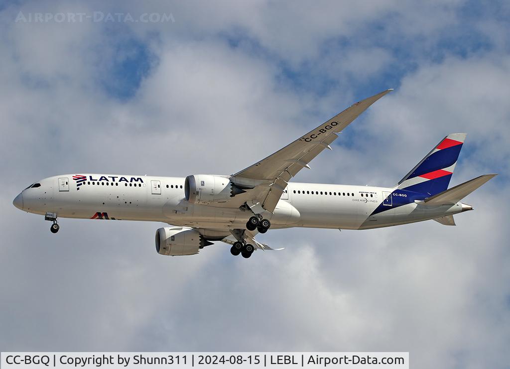 CC-BGQ, 2021 Boeing 787-9 Dreamliner Dreamliner C/N 38470, Landing rwy 24R