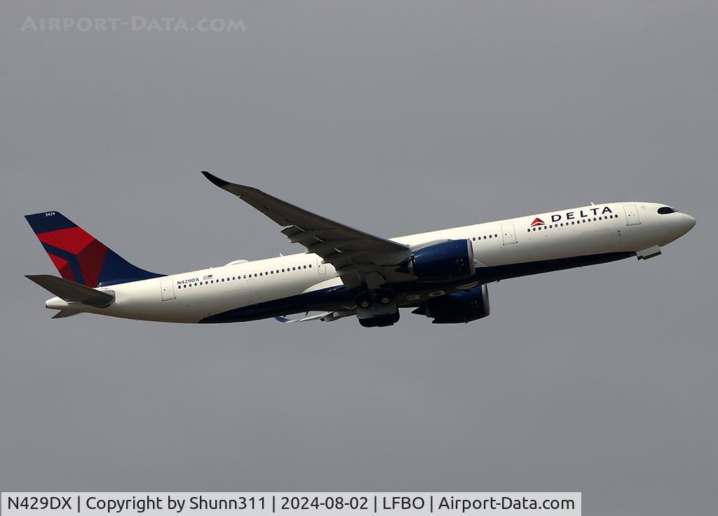 N429DX, 2024 Airbus A330-941 C/N 2067, Delivery day...