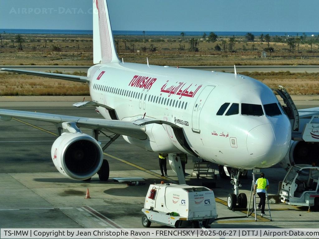 TS-IMW, 2014 Airbus A320-214 C/N 6338, Djerba (DJE)	Paris (ORY)	TU654