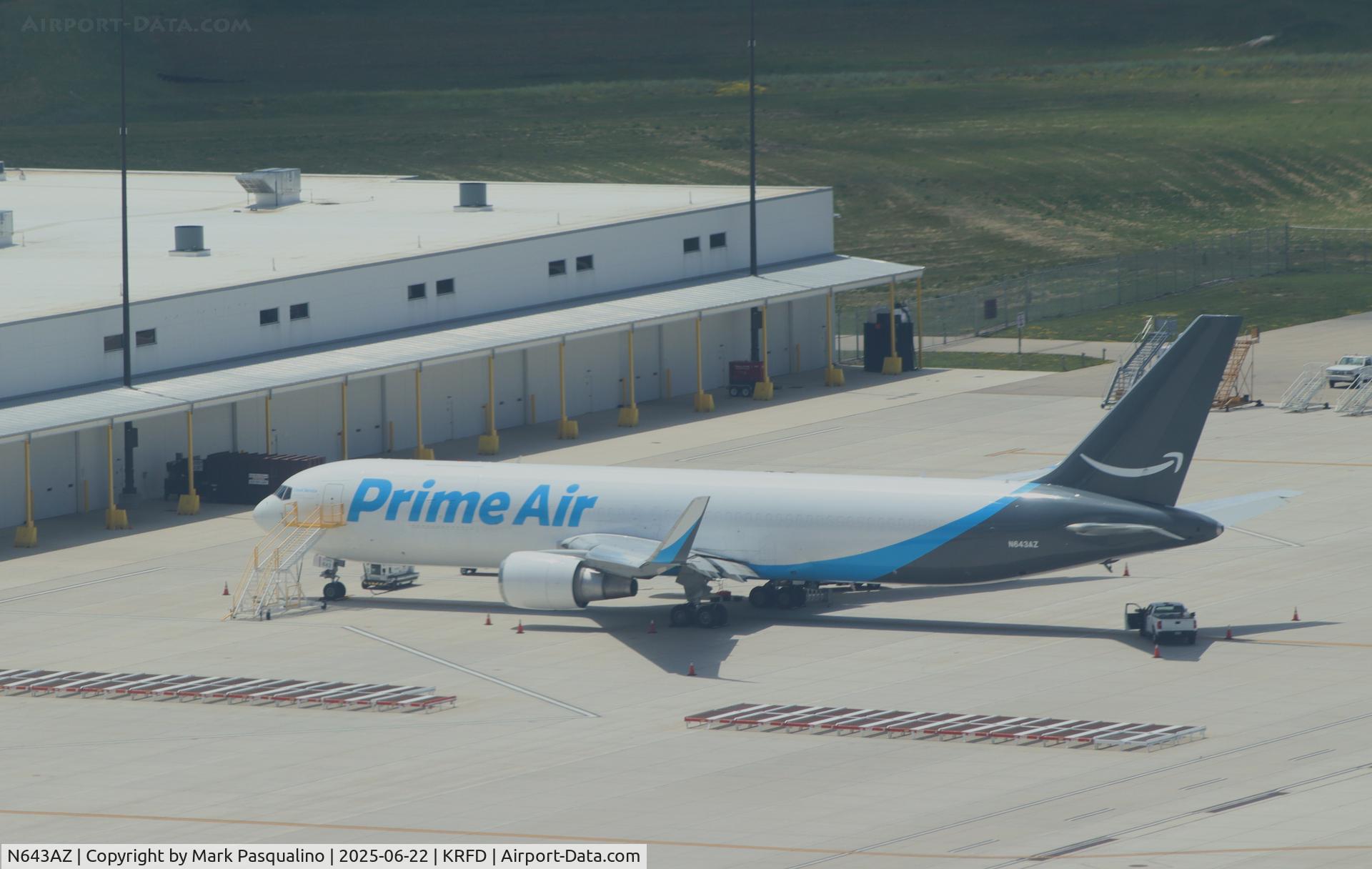 N643AZ, 2001 Boeing 767-332 C/N 32776, Boeing 767-332