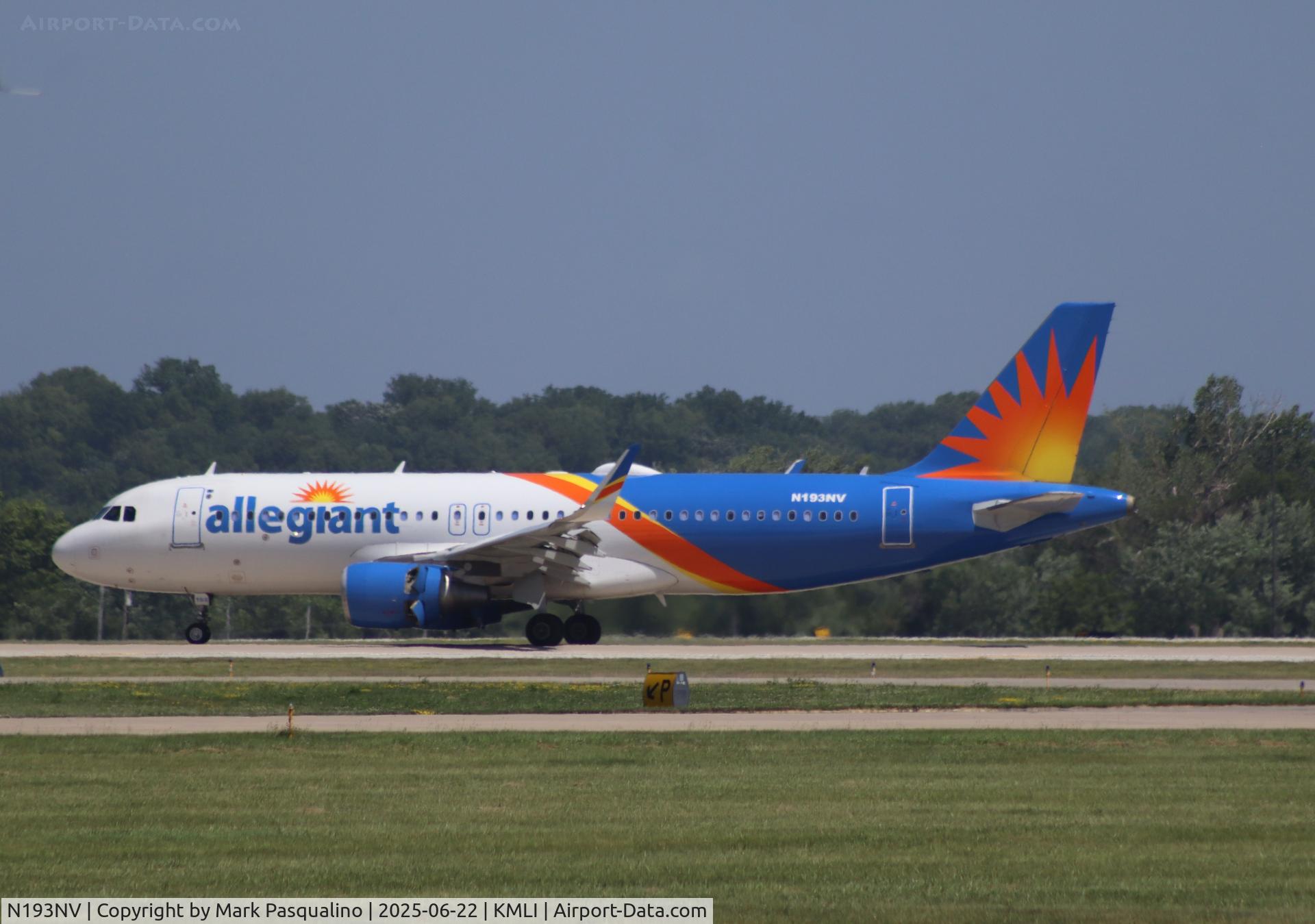 N193NV, 2015 Airbus A320-214 C/N 6835, Airbus A320-214