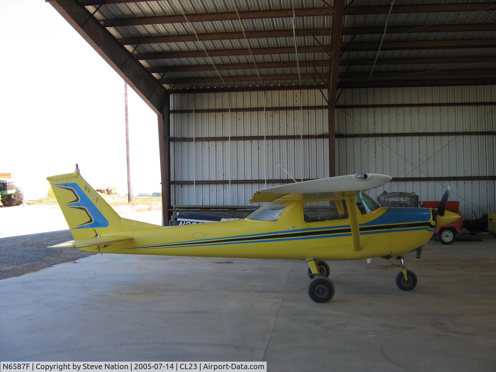 N6587F, 1966 Cessna 150F C/N 15063187, Chuck Jones Flying Service 1966 Cessna 150F at their Biggs, CA base