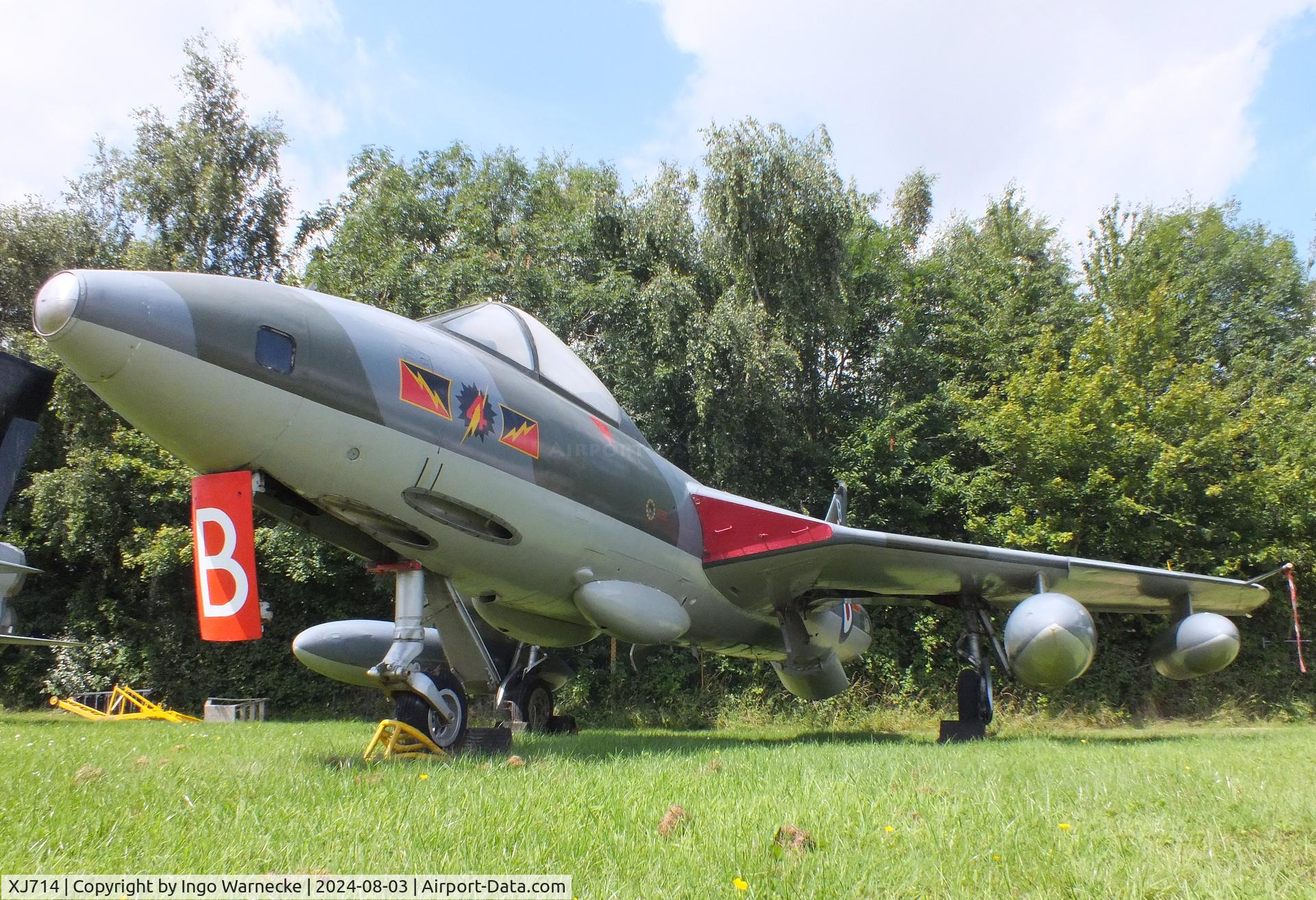 XJ714, 1957 Hawker Hunter FR.10 C/N 41H/688089, Hawker Hunter FR10 (composite aircraft rebuilt from parts of five different aircraft, displayed as XJ714) at the East Midlands Aeropark, Castle Donington