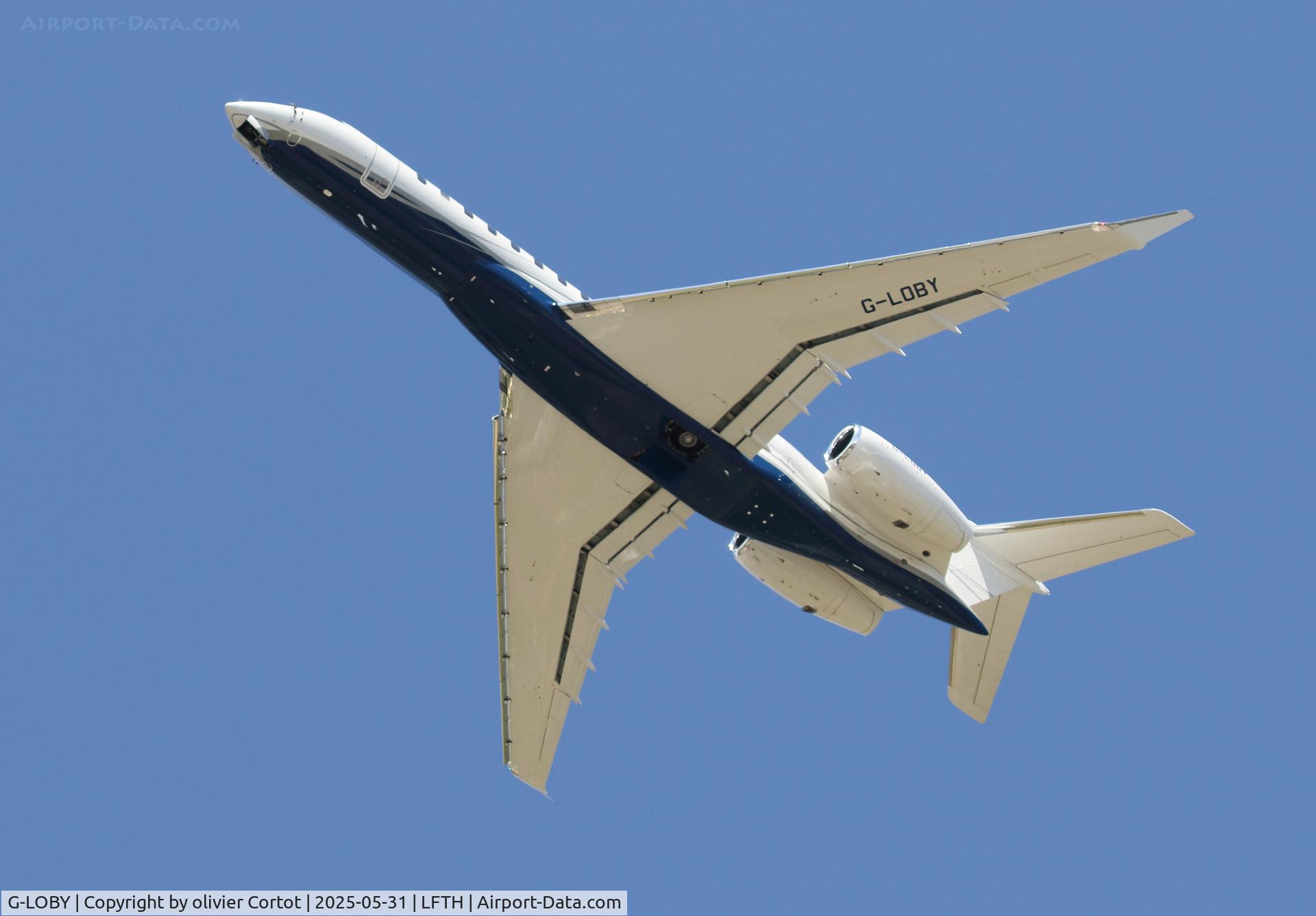 G-LOBY, 2023 Bombardier BD-700-2A12 Global 7500 C/N 70171, taking off