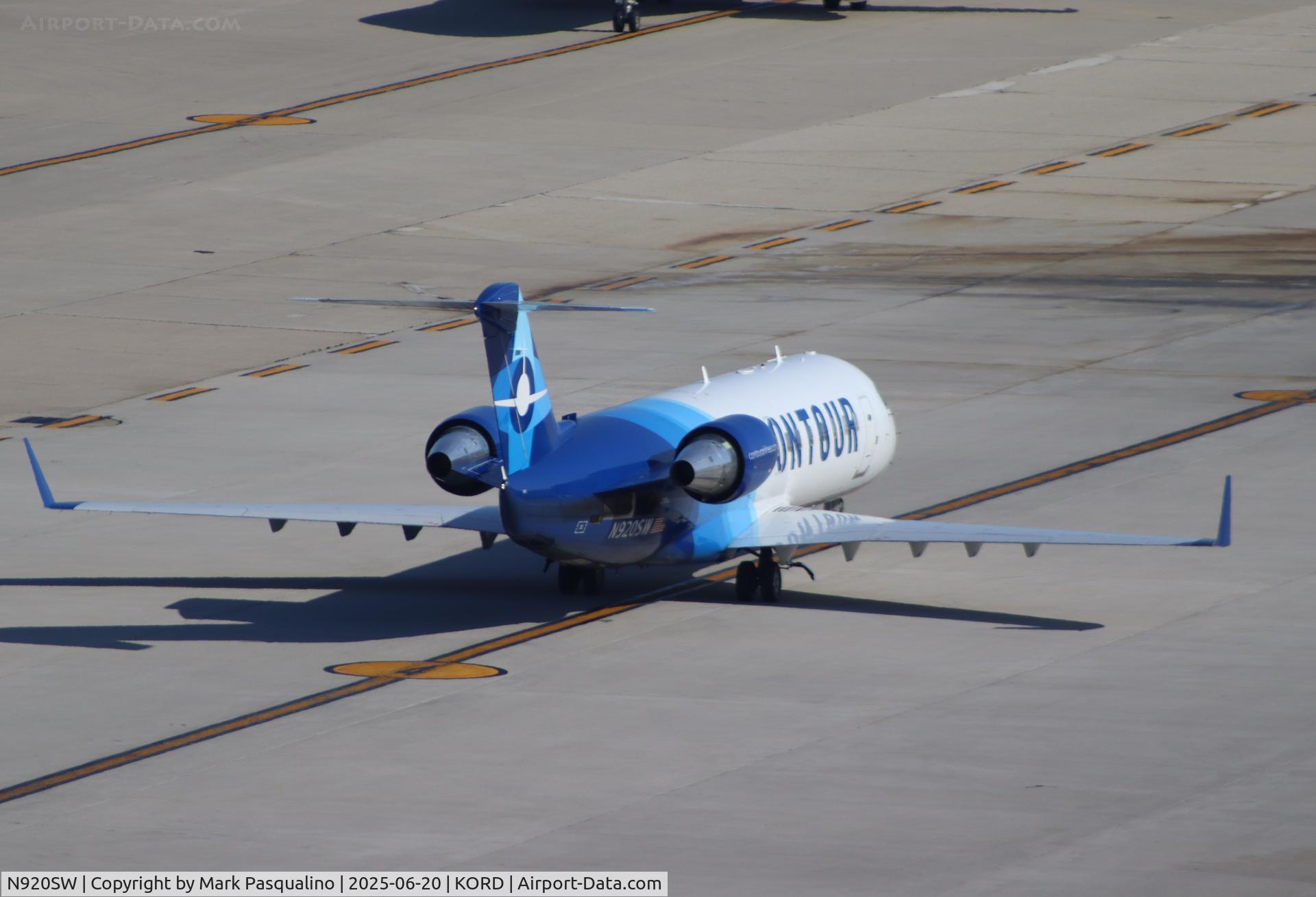 N920SW, 2002 Bombardier CRJ-200LR (CL-600-2B19) C/N 7660, CL-600-2B19