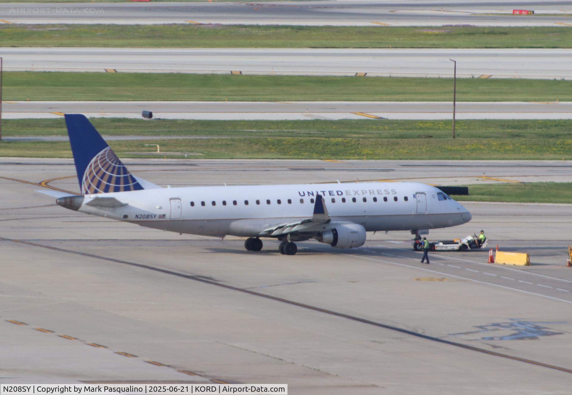 N208SY, 2017 Embraer 175LR (ERJ-170-200LR) C/N 17000644, ERJ-170-200LR