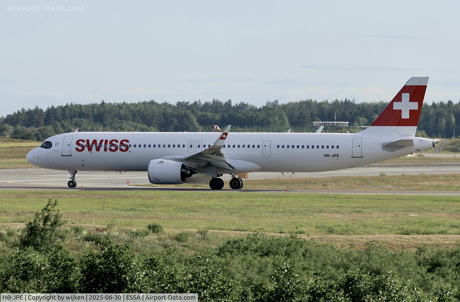 HB-JPE, 2024 Airbus A321-271NX C/N 12436, Rwy 01L