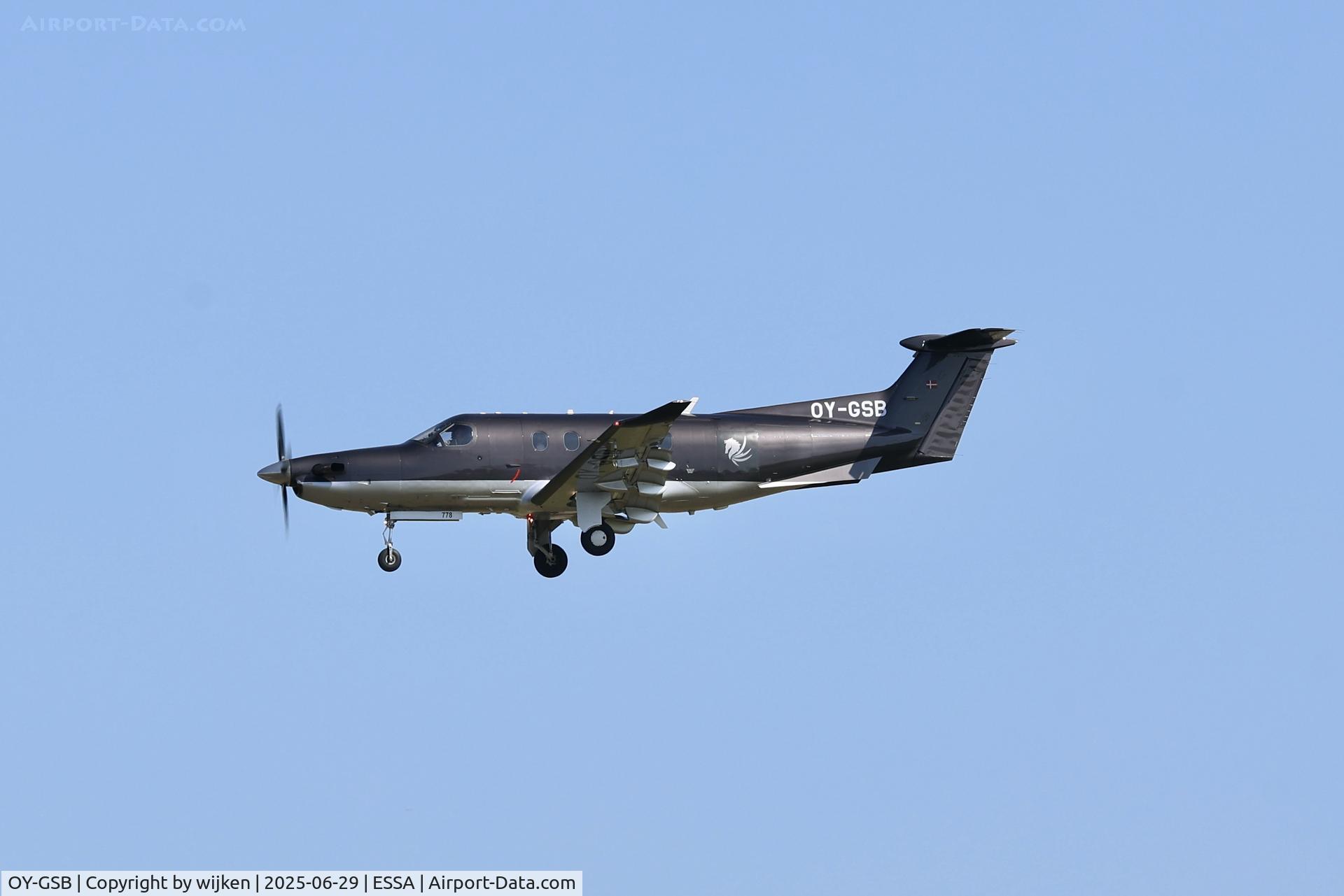 OY-GSB, 2006 Pilatus PC-12/47 C/N 778, Rwy 26