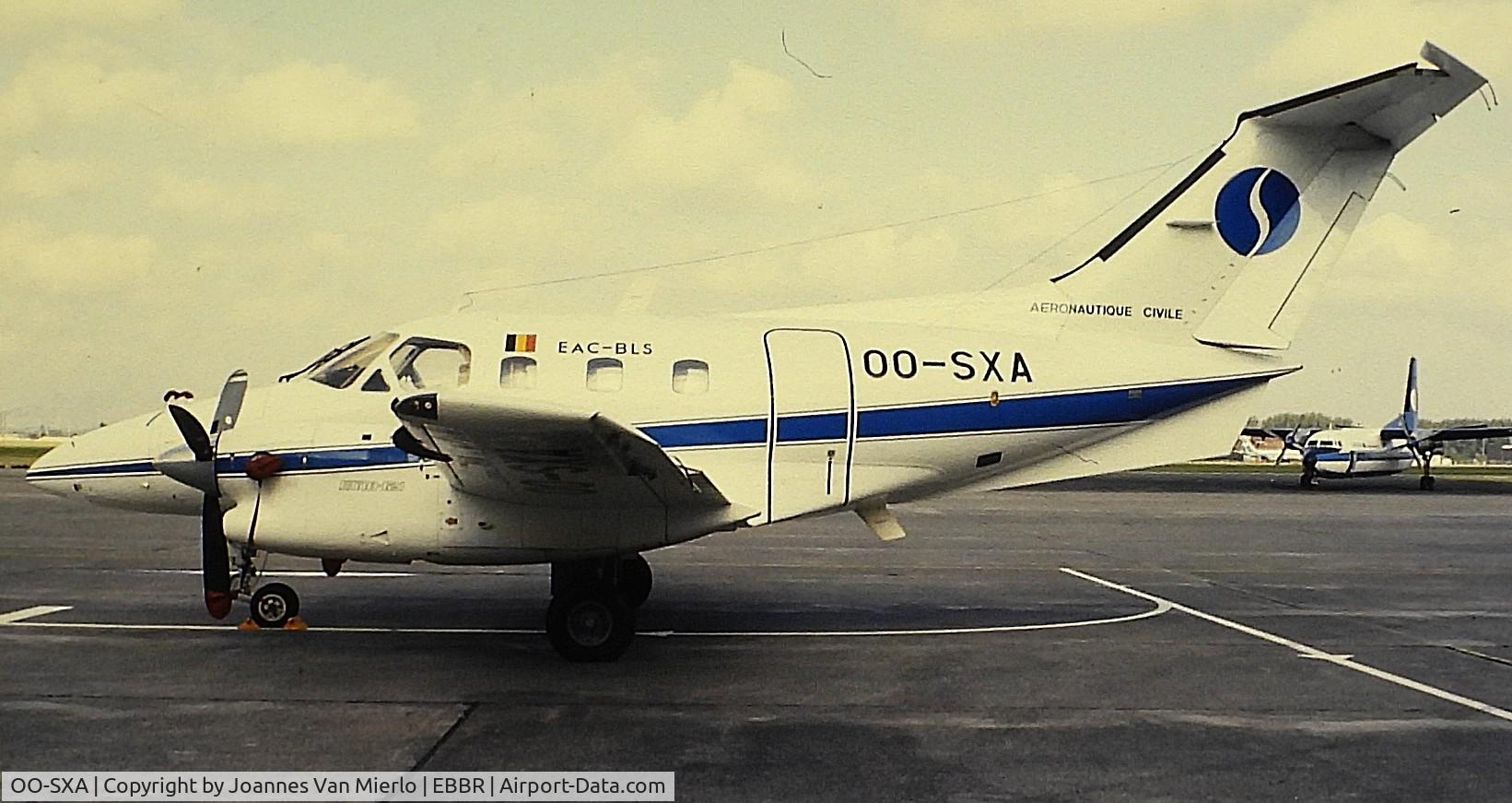 OO-SXA, 1980 Embraer EMB-121A Xingu C/N 121038, ex-slide