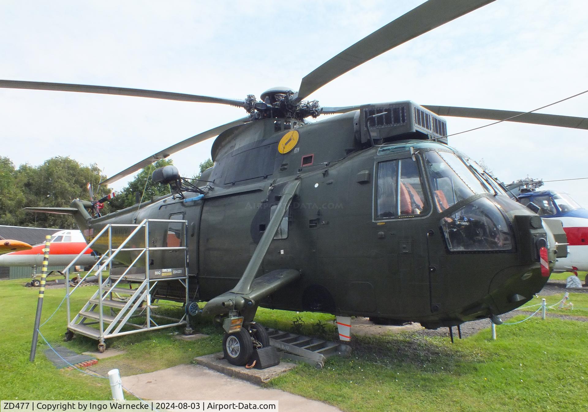 ZD477, 1984 Westland Sea King HC.4 C/N WA932, Westland Sea King HC4 / Commando at the East Midlands Aeropark, Castle Donington