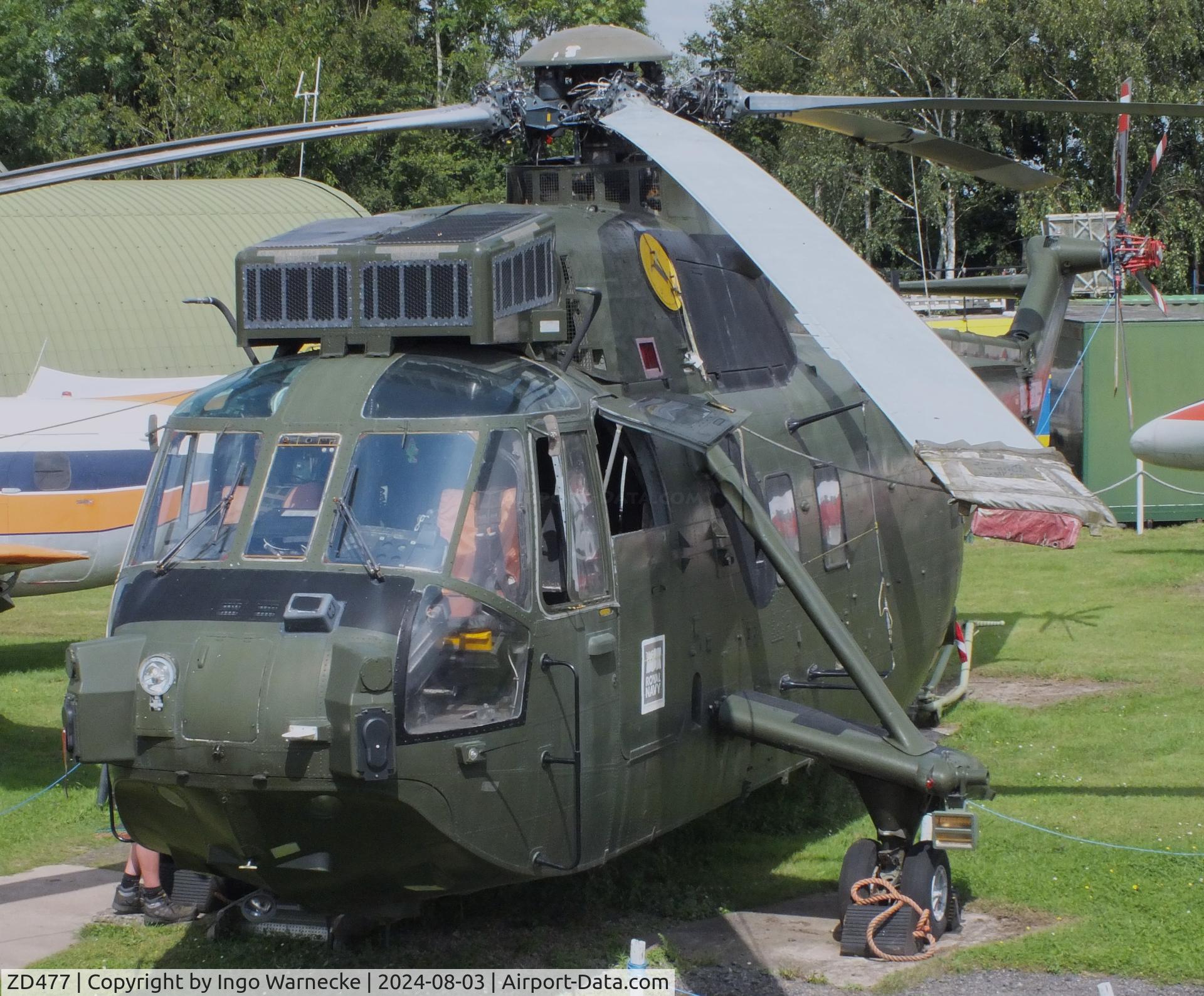 ZD477, 1984 Westland Sea King HC.4 C/N WA932, Westland Sea King HC4 / Commando at the East Midlands Aeropark, Castle Donington