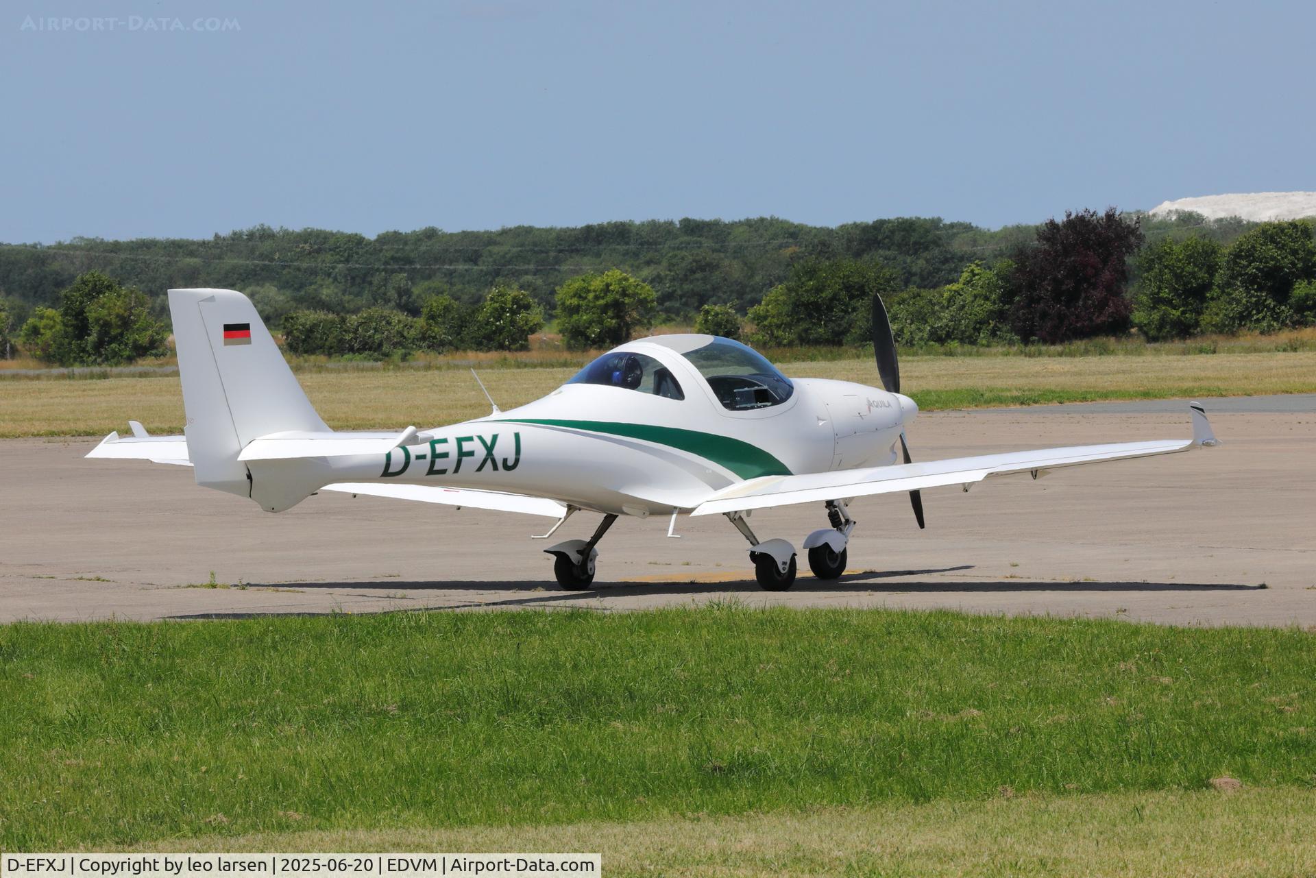 D-EFXJ, Aquila Aviation A210-AT01 C/N AT01-221, Hildesheim 20.6.2025