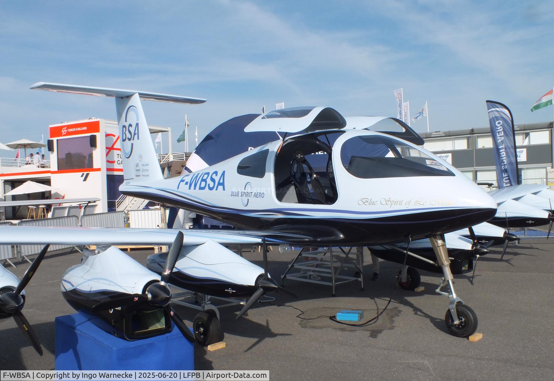 F-WBSA, 2025 Blue Spirit Aero Dragonfly 4S C/N 01, Blue Spirit Aero Dragonfly 4S with 12 electric motors (first flight planned for 2025) at the Aerosalon 2025, Paris