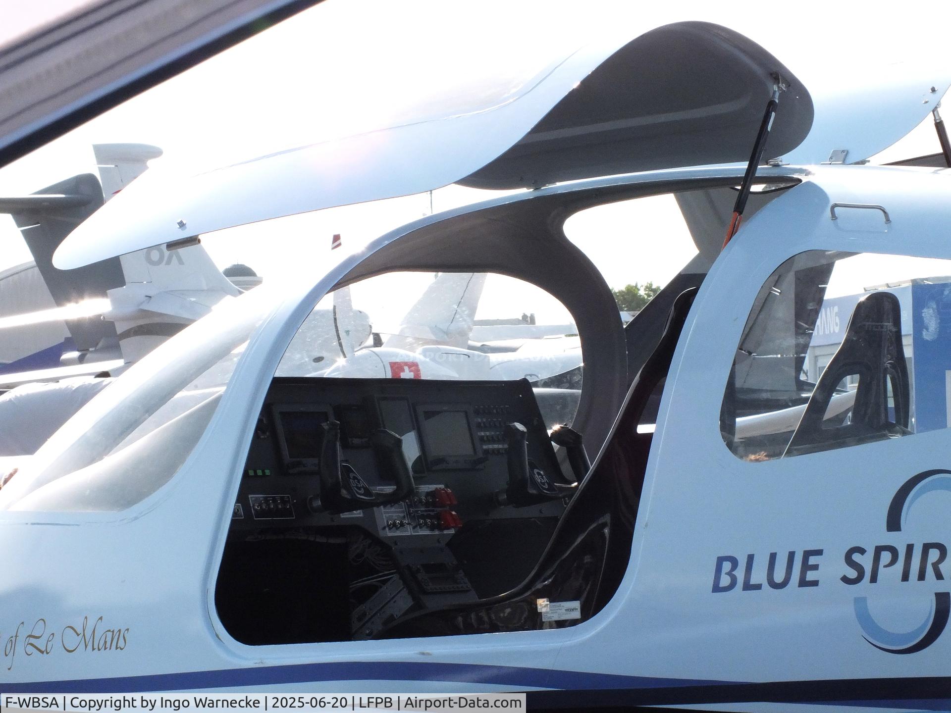 F-WBSA, 2025 Blue Spirit Aero Dragonfly 4S C/N 01, Blue Spirit Aero Dragonfly 4S with 12 electric motors (first flight planned for 2025) at the Aerosalon 2025, Paris #c