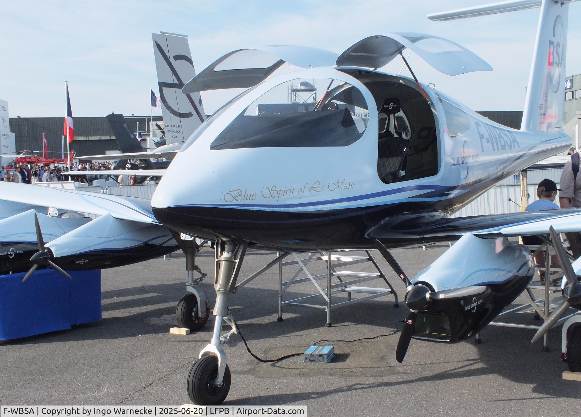 F-WBSA, 2025 Blue Spirit Aero Dragonfly 4S C/N 01, Blue Spirit Aero Dragonfly 4S with 12 electric motors (first flight planned for 2025) at the Aerosalon 2025, Paris