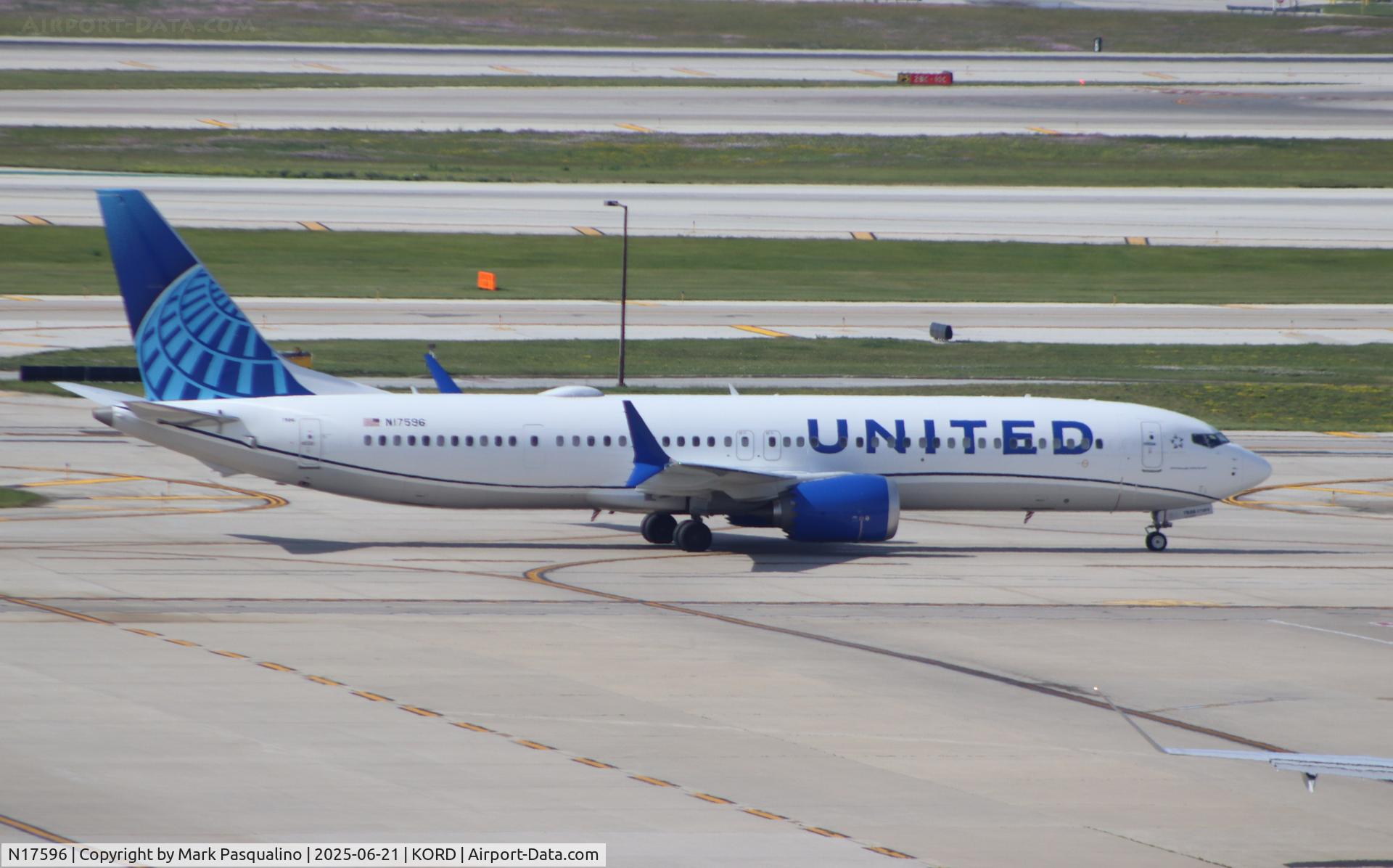N17596, 2025 Boeing 737 MAX 9 C/N 67642, Boeing 737-9 MAX