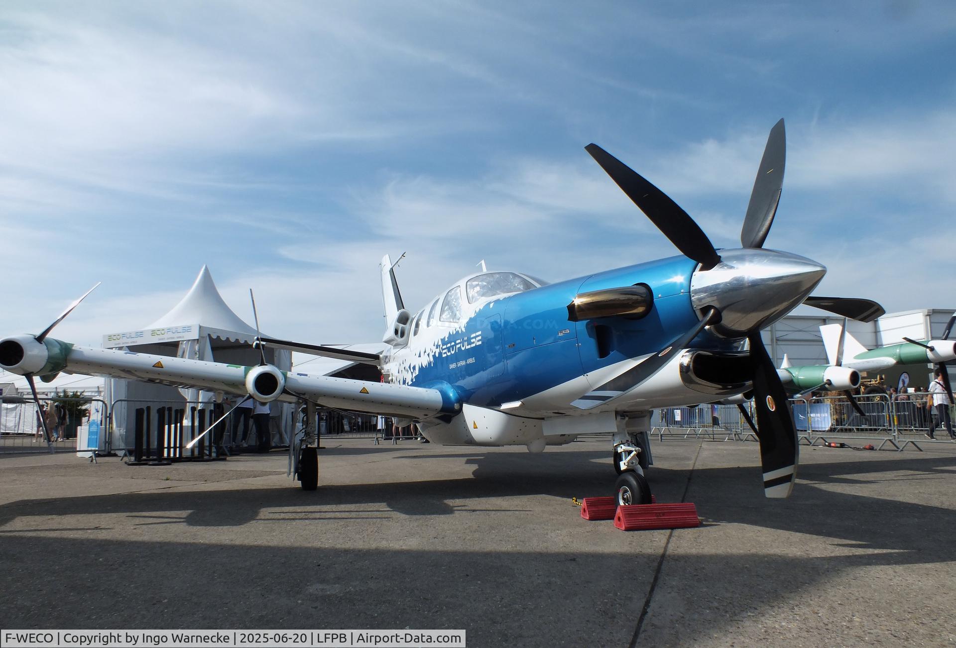 F-WECO, 2022 Daher/Safran/Airbus TBM EcoPulse C/N not found_F-WECO, Daher/Safran/Airbus TBM EcoPulse demonstrator with 1 turboprop and 6 Safran ENGINeUS electric motors at the Aerosalon 2025, Paris