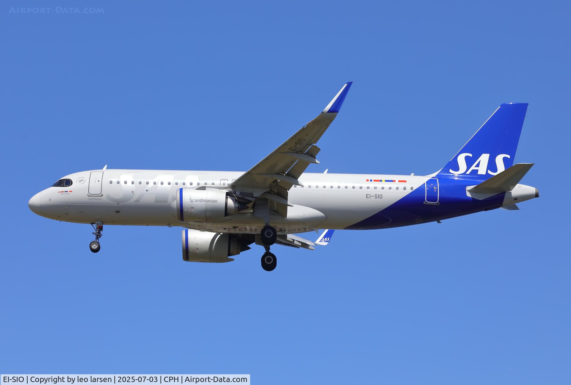 EI-SIO, 2022 Airbus A320-251N C/N 10813, Copenhagen 3.7.2025 now with Skyteam mark.