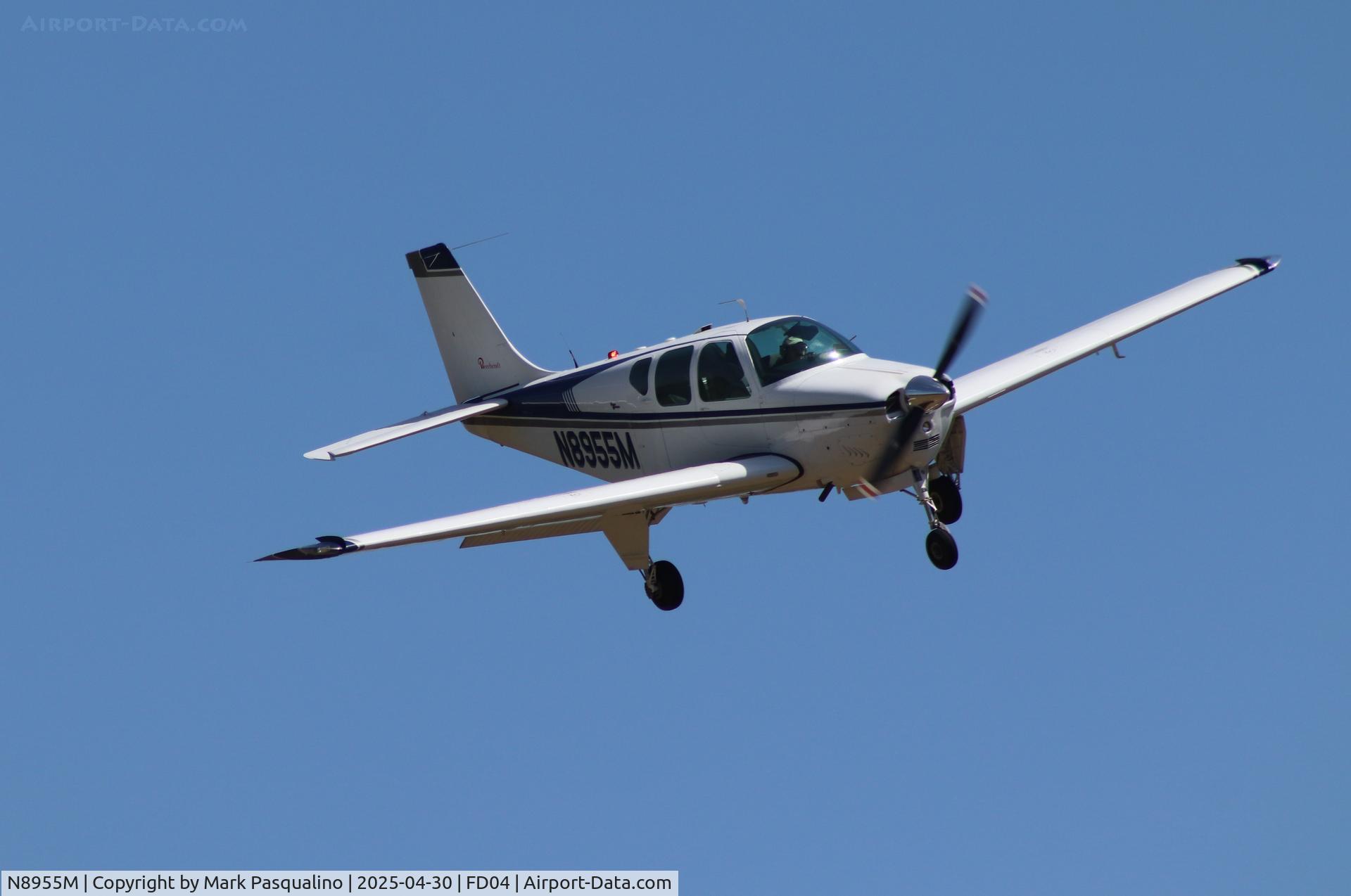N8955M, 1963 Beech 35-B33 Debonair C/N CD-713, Beech B33