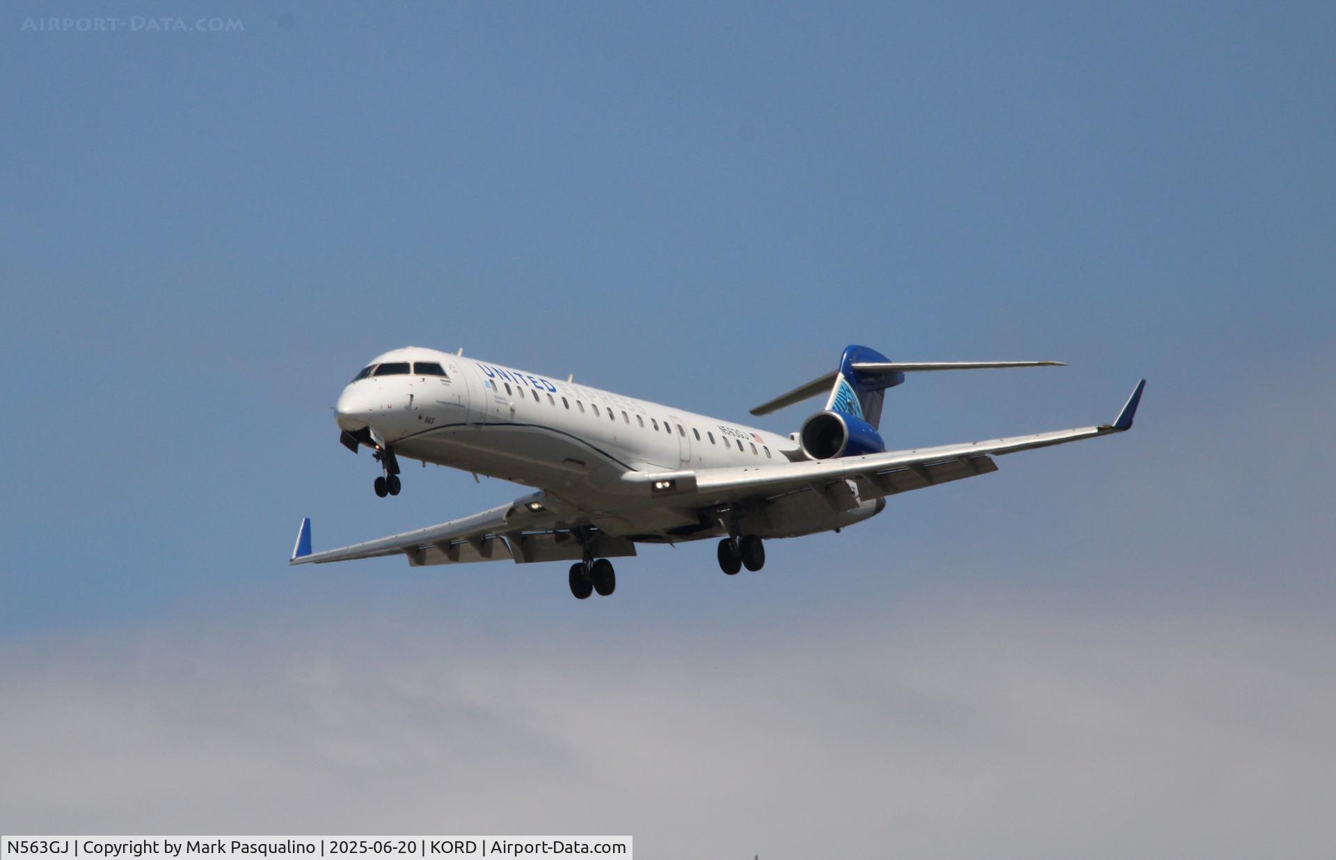 N563GJ, 2002 Bombardier CRJ-701 (CL-600-2C10) Regional Jet C/N 10058, CL-600-2C10
