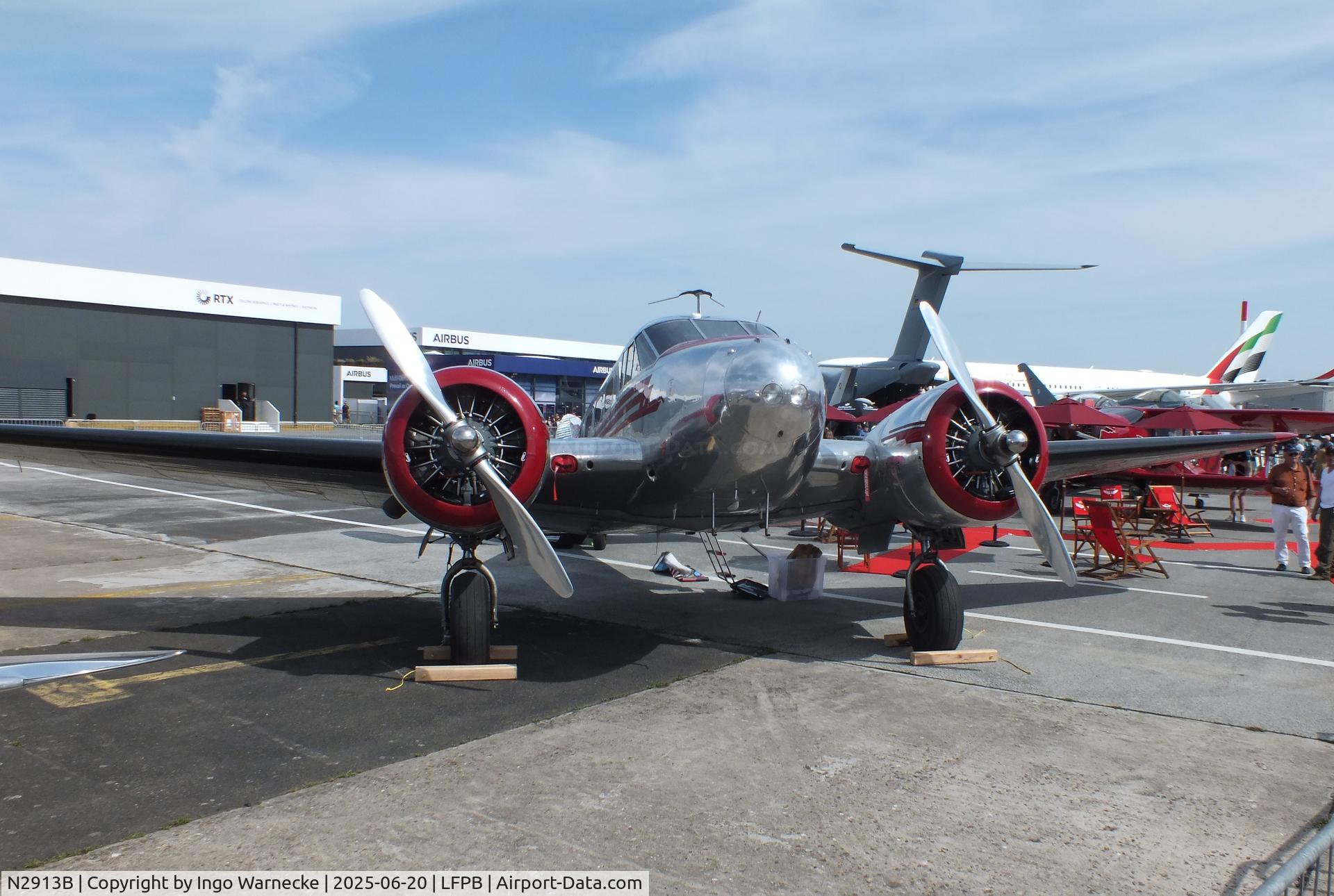N2913B, 1953 Beech D18S C/N A-963, Beechcraft D18S Twin Beech at the Aerosalon 2025, Paris