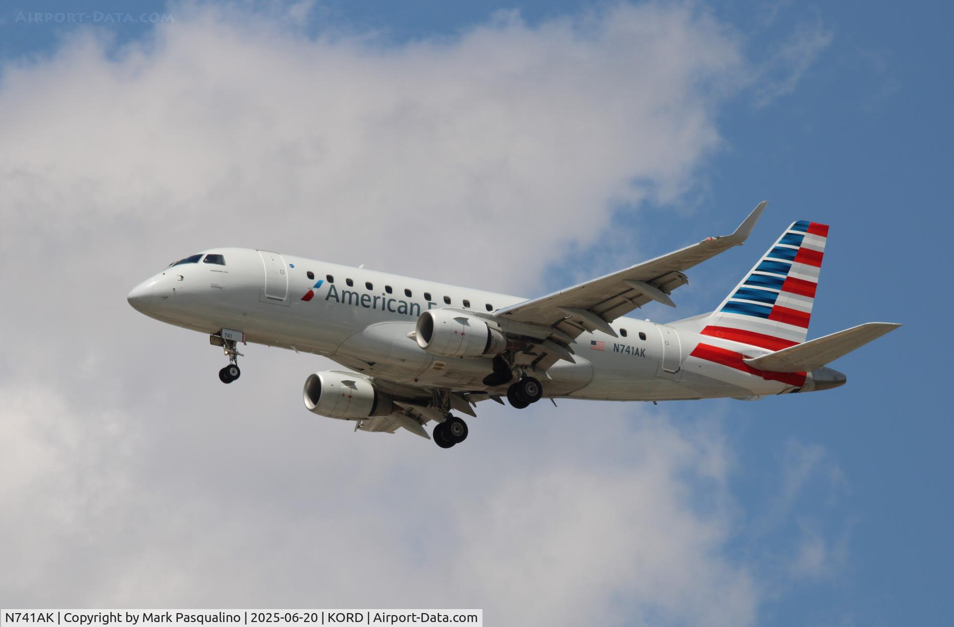N741AK, 2006 Embraer 170SU (ERJ-170-100SU) C/N 17000138, ERJ-170-100SU