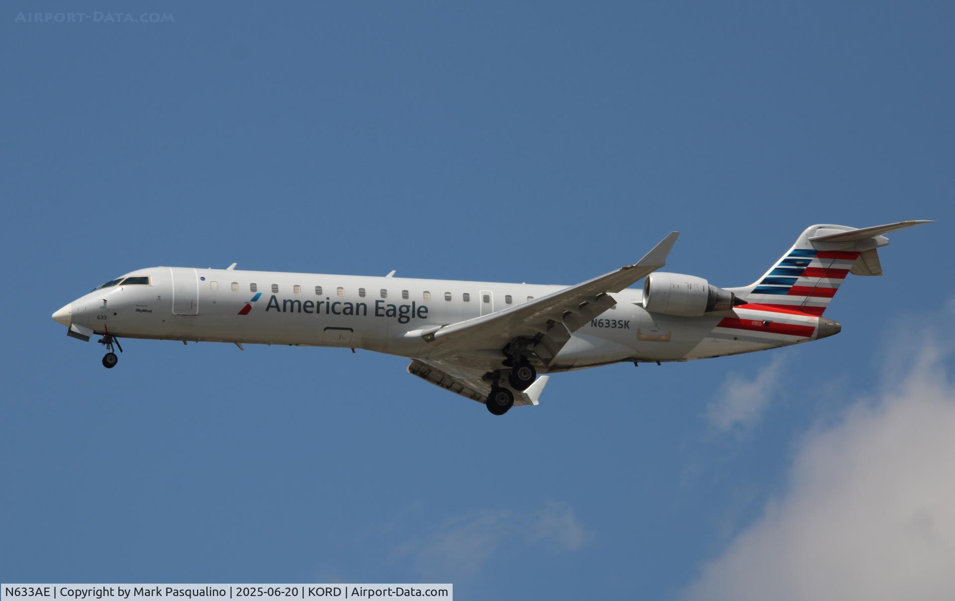 N633AE, 1999 Embraer ERJ-145LR (EMB-145LR) C/N 145148, EMB-145LR