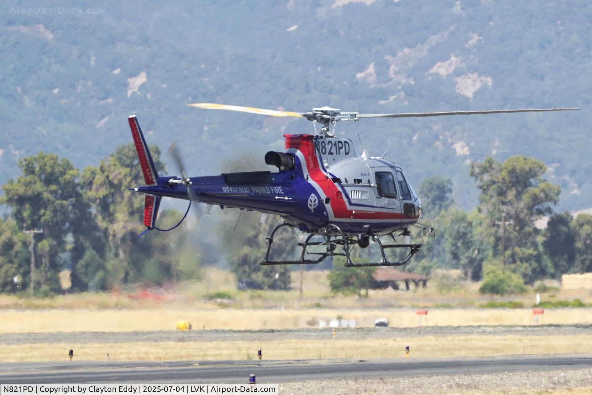 N821PD, 2021 Airbus Helicopters AS-350B-3 Ecureuil C/N 8914, 4th July Livermore airport in California 2025