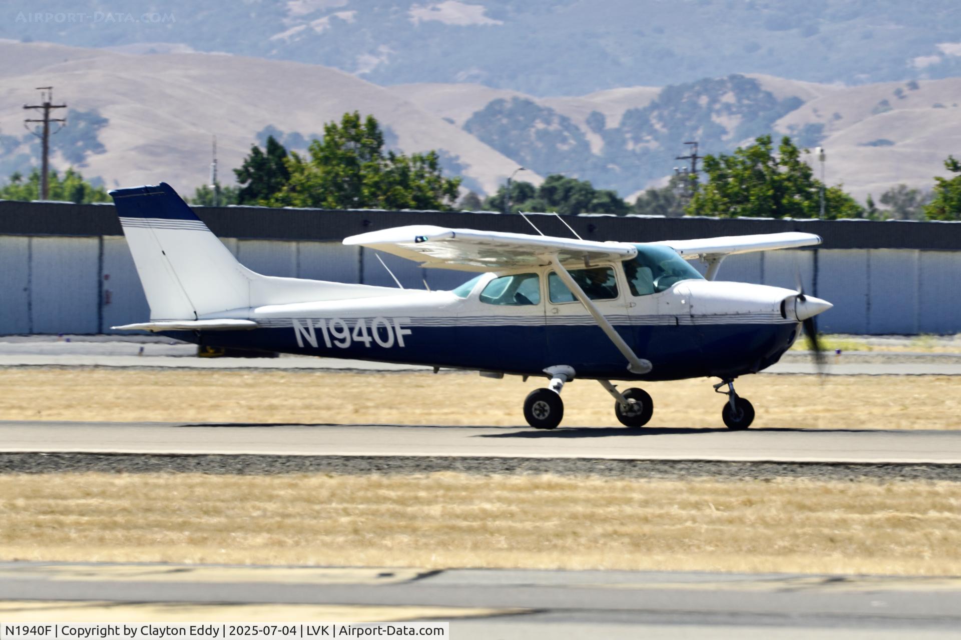N1940F, 1979 Cessna 172N C/N 17273030, 4th July Livermore airport in California 2025