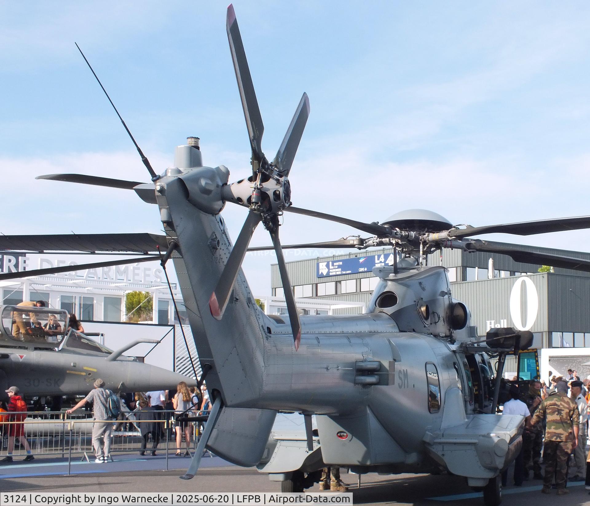 3124, 2023 Airbus Helicopters H225M C/N 3124, Airbus Helicopters H225M Caracal at the Aerosalon 2025, Paris