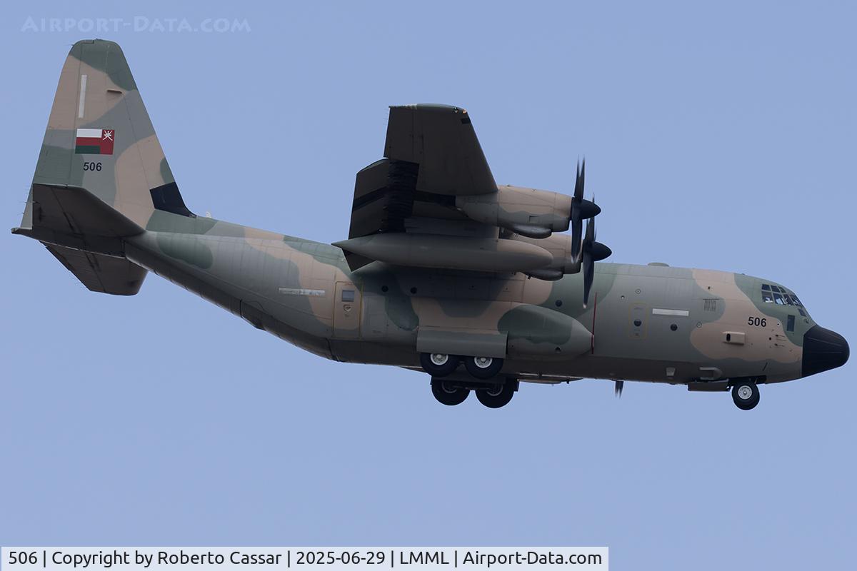 506, Lockheed Martin C-130J Hercules C/N 382-5743, Runway 13