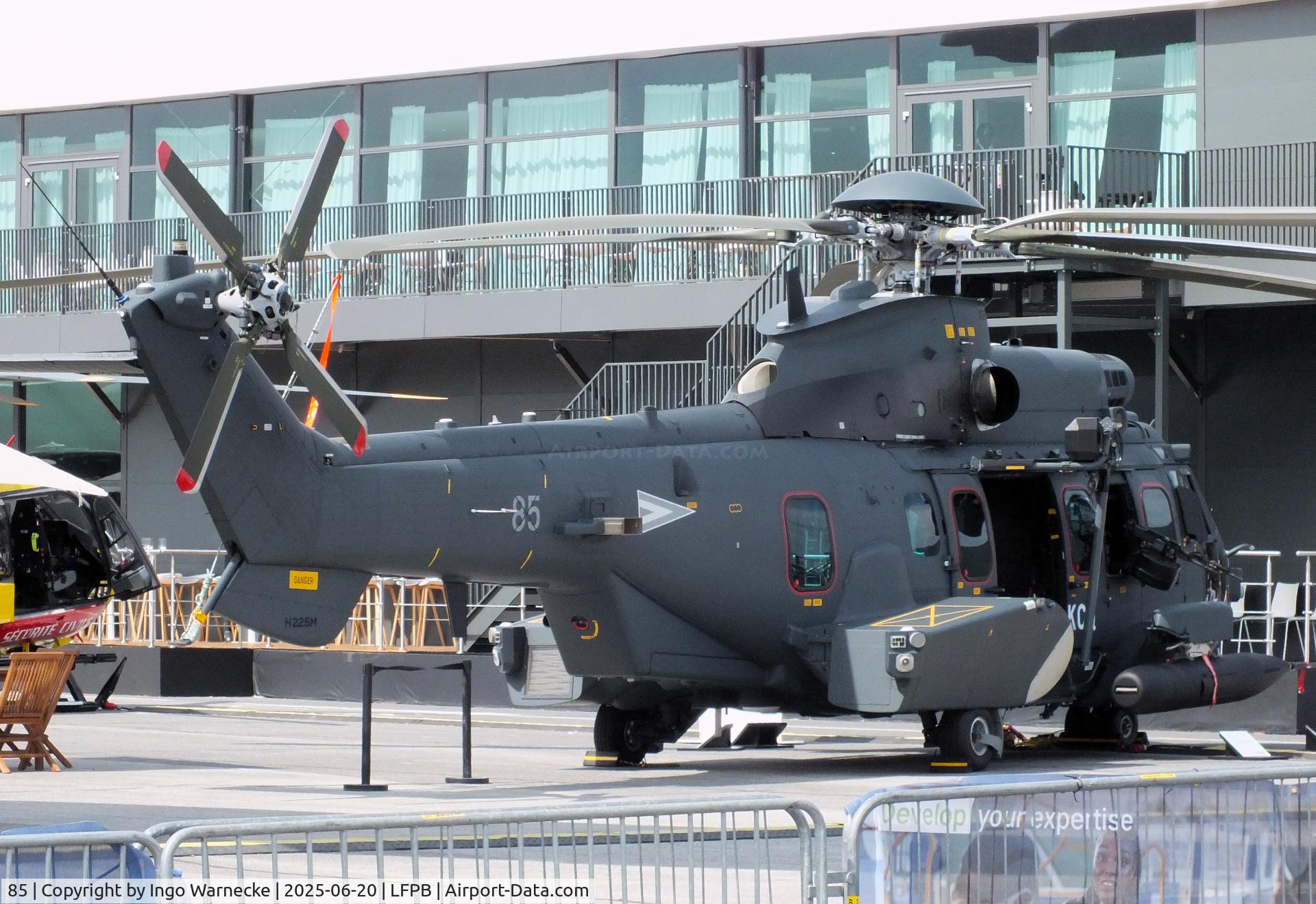 85, 2025 Airbus Helicopters H225M C/N 3148, Airbus Helicopters H225M of the Hungarian Armed Forces at the Aerosalon 2025, Paris