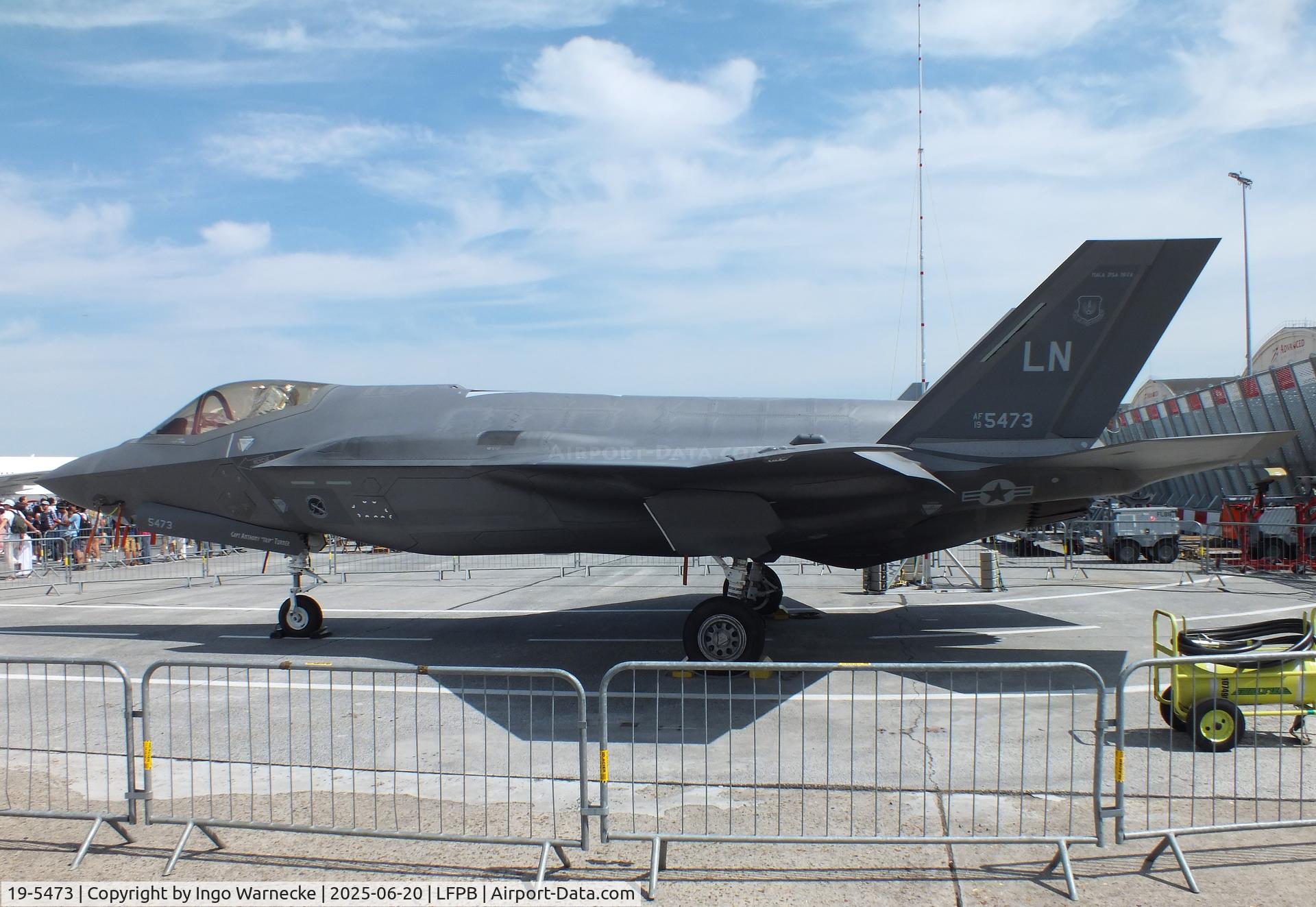 19-5473, 2021 Lockheed Martin F-35A Lightning II C/N AF-301, Lockheed Martin F-35A Lightning II of the USAF at the Aerosalon 2025, Paris