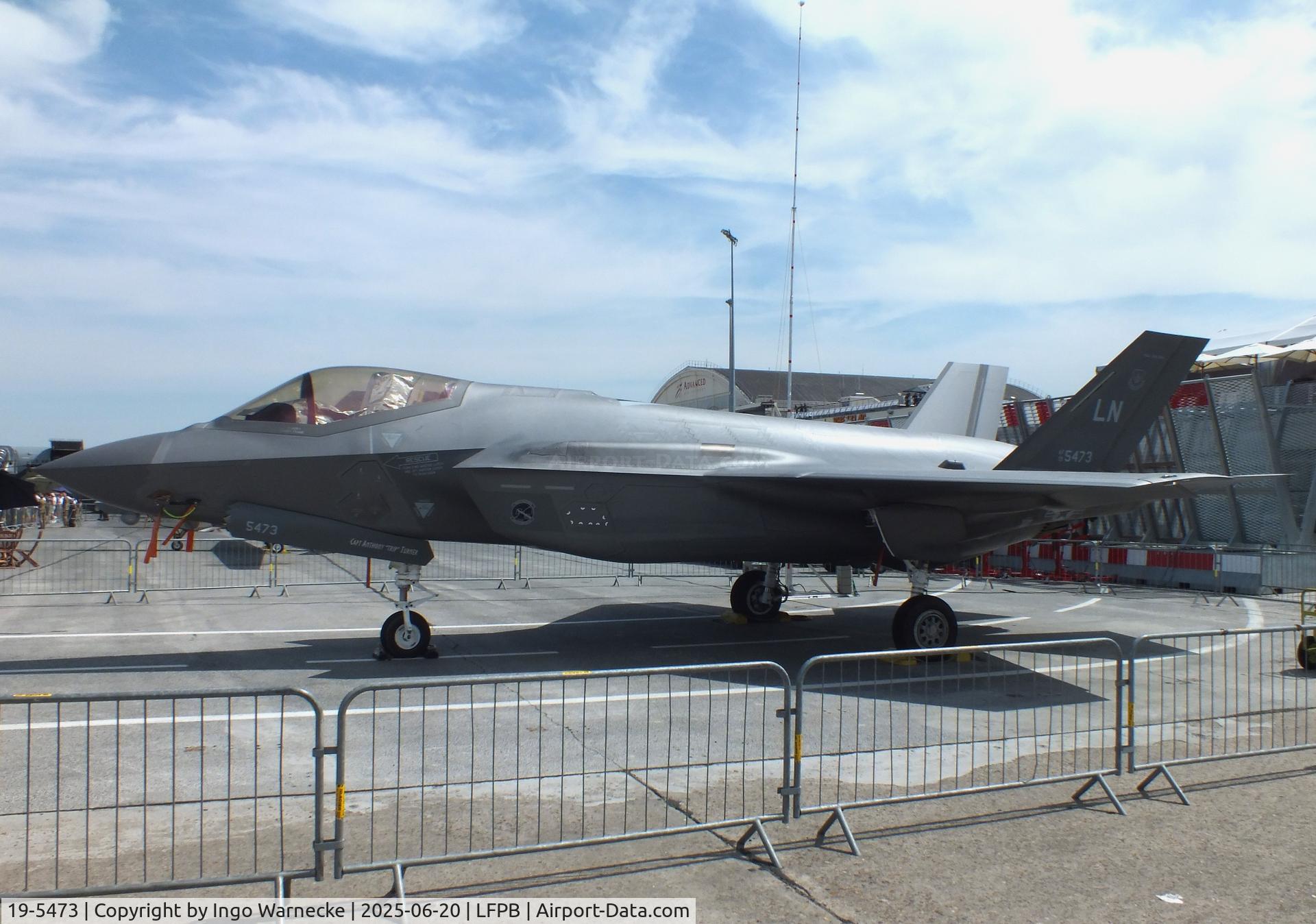 19-5473, 2021 Lockheed Martin F-35A Lightning II C/N AF-301, Lockheed Martin F-35A Lightning II of the USAF at the Aerosalon 2025, Paris