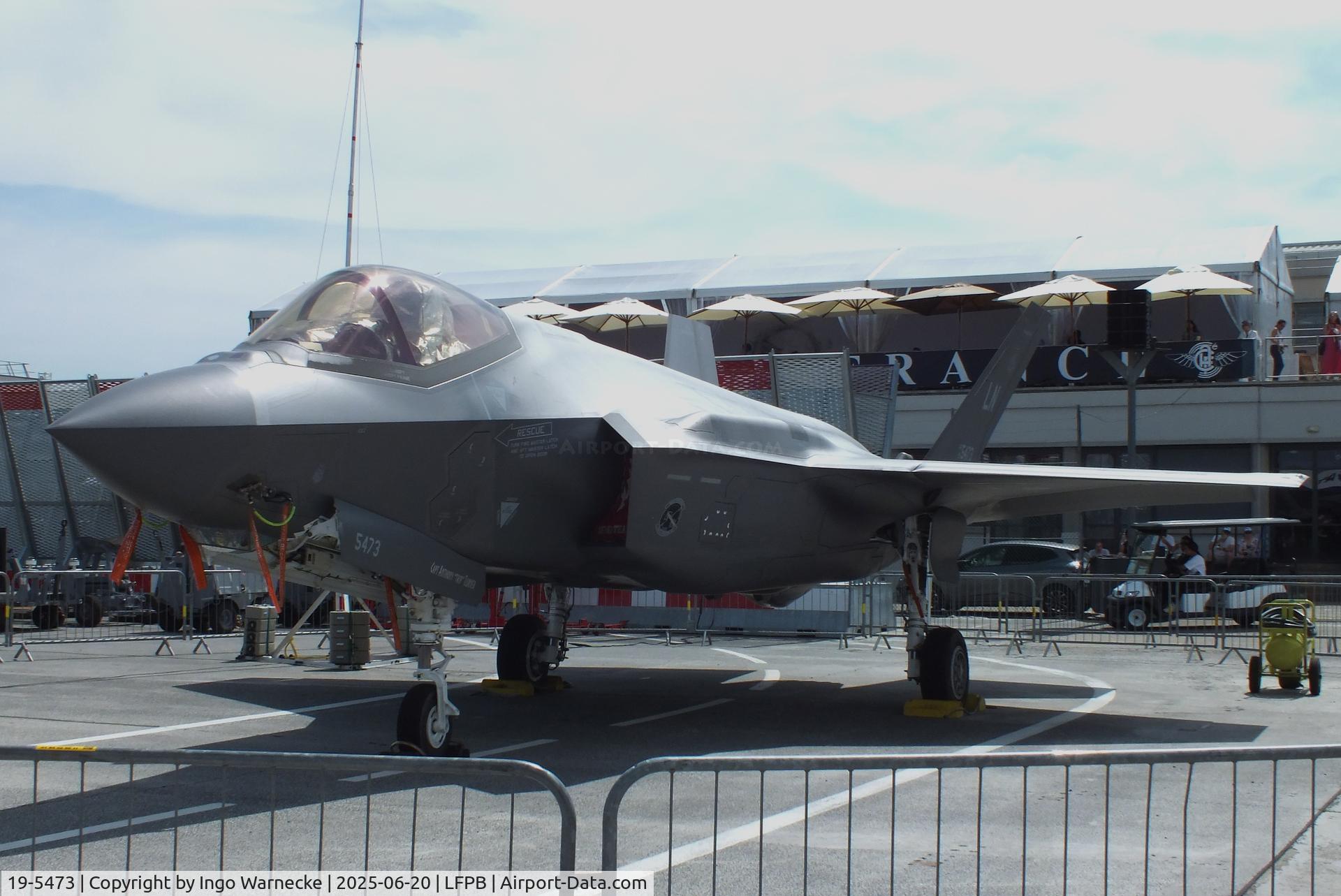 19-5473, 2021 Lockheed Martin F-35A Lightning II C/N AF-301, Lockheed Martin F-35A Lightning II of the USAF at the Aerosalon 2025, Paris