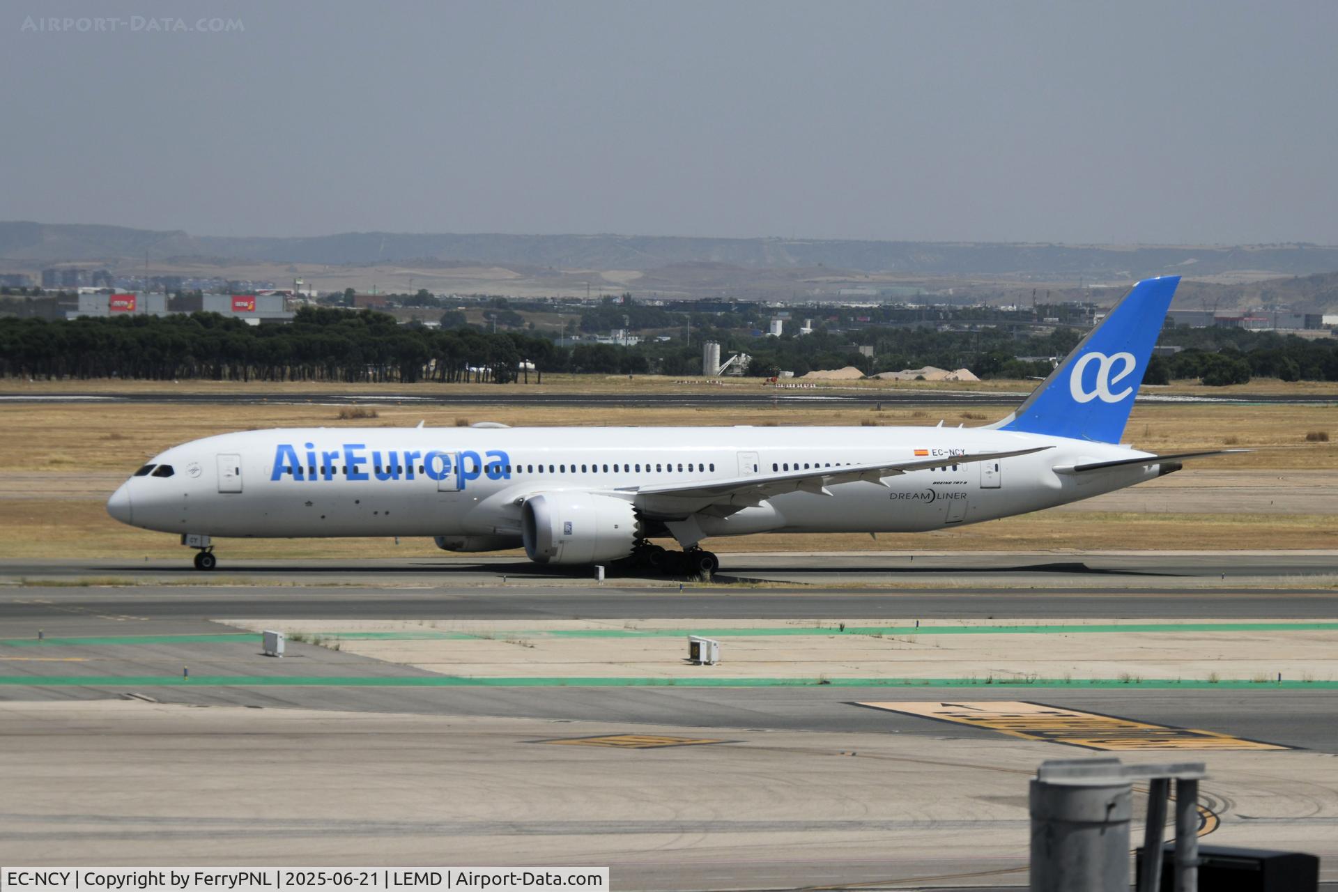EC-NCY, 2019 Boeing 787-900 Dreamliner C/N 65248, Air Europa B789 taxying for departure