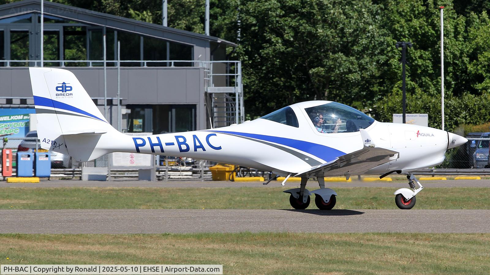 PH-BAC, 2019 Aquila A211GX C/N AT01-100C-364, at seppe