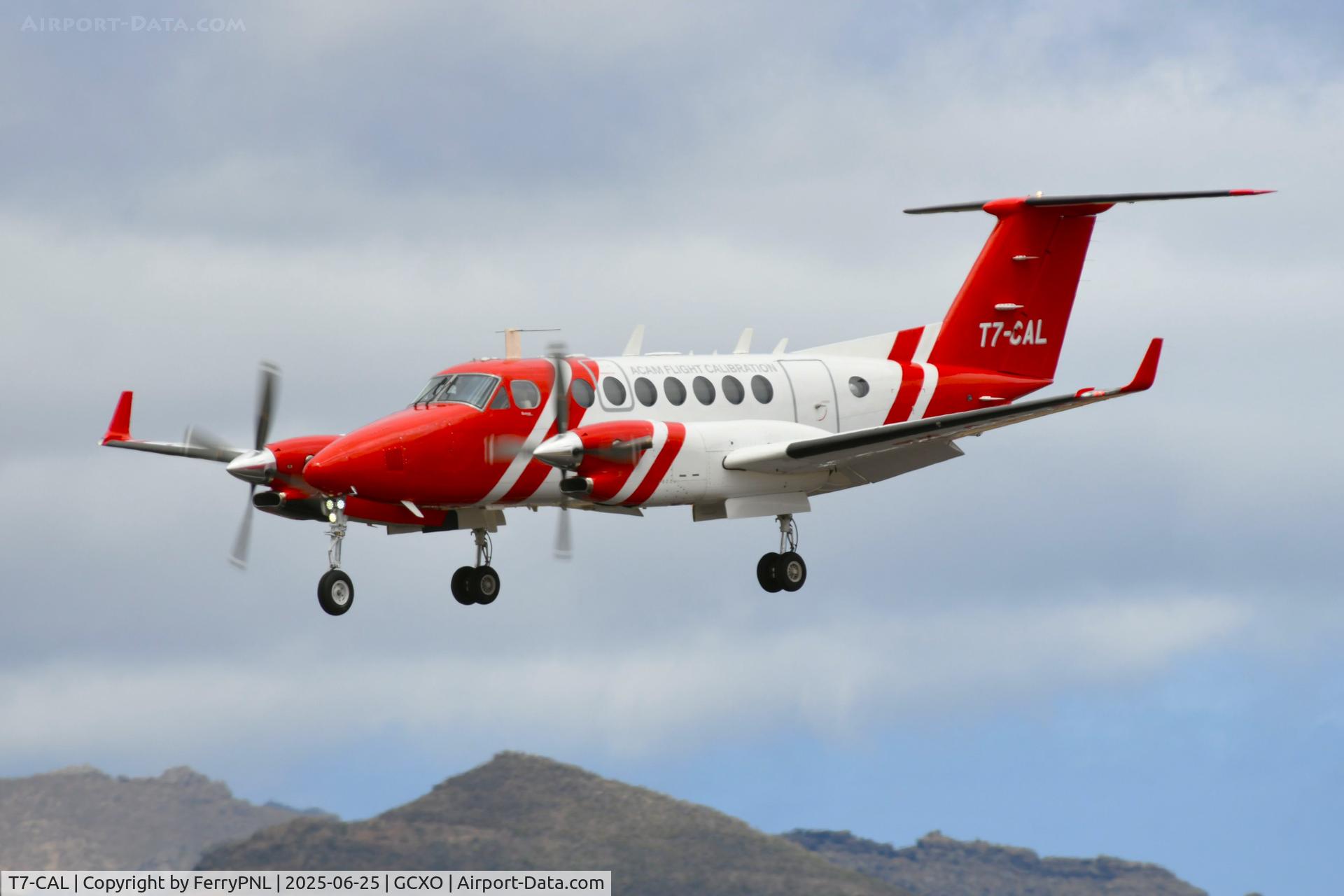 T7-CAL, 2006 Beechcraft 350 King Air (B300) C/N FL-473, ACAM Flight Calibration Services doing its touch and goes at TFN
