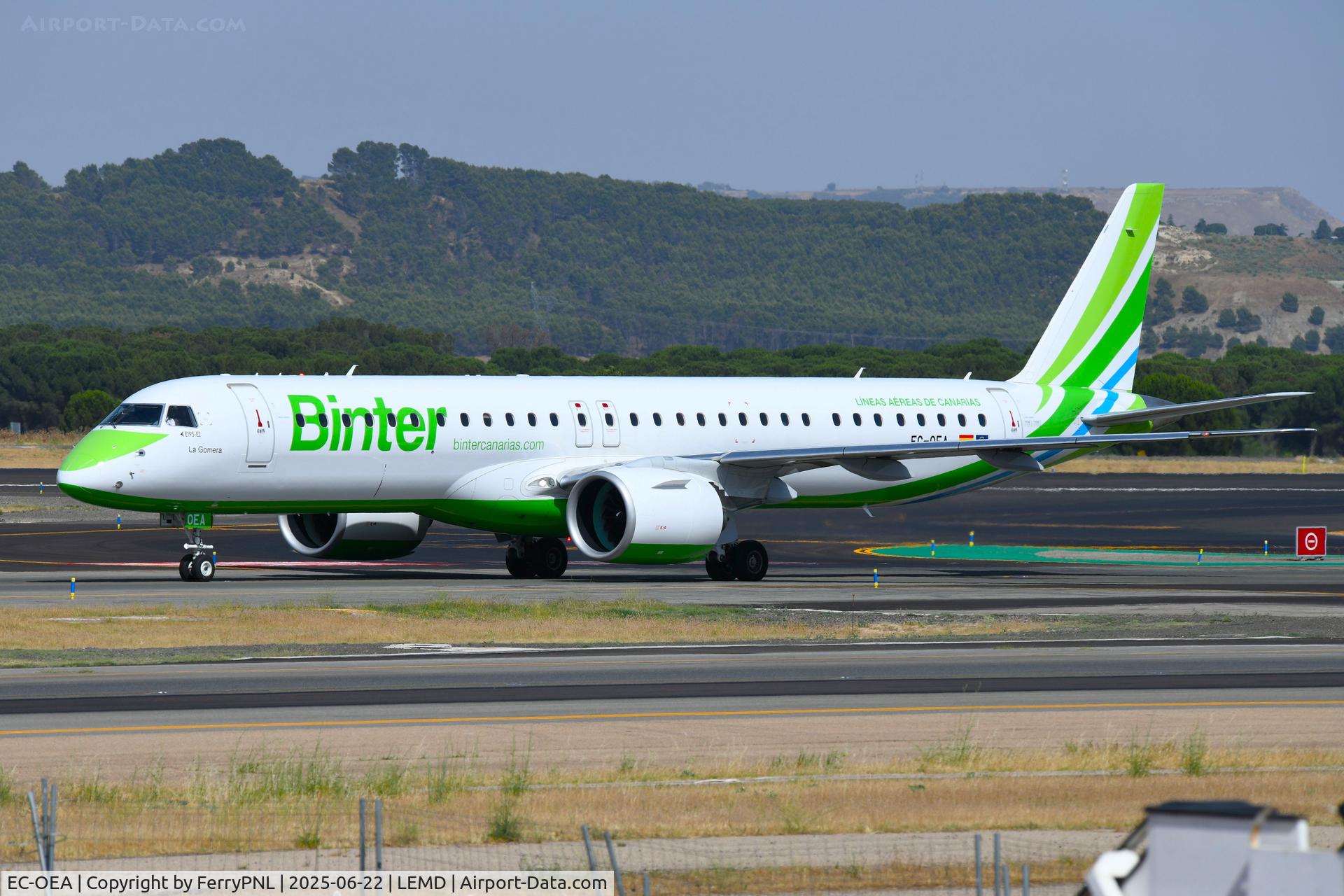 EC-OEA, 2023 Embraer E195-E2 (ERJ 190-400 STD) C/N 19020115, Binter ERJ295 for departure
