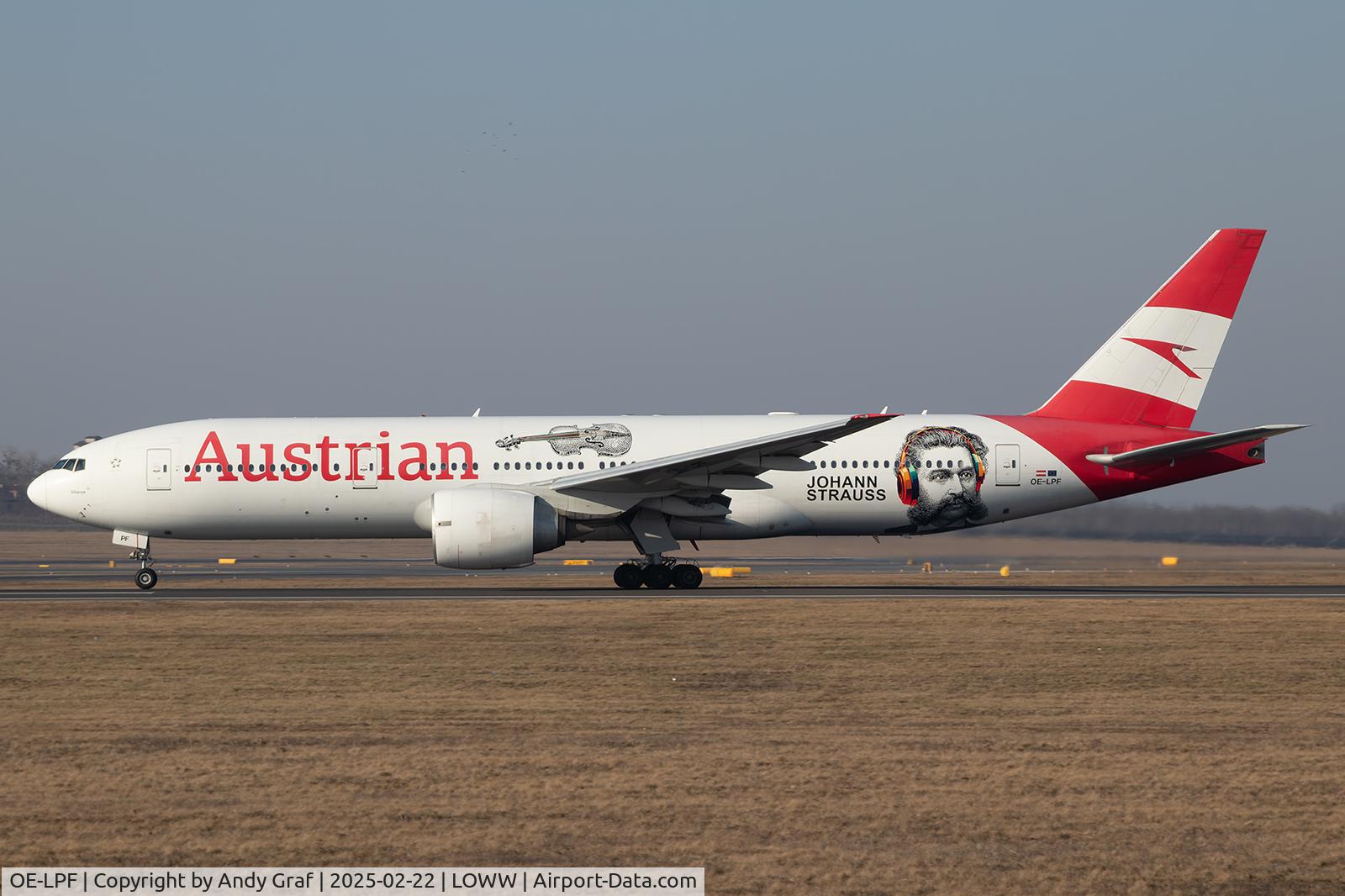 OE-LPF, 2001 Boeing 777-2Q8/ER C/N 28692, Austrian 777-200