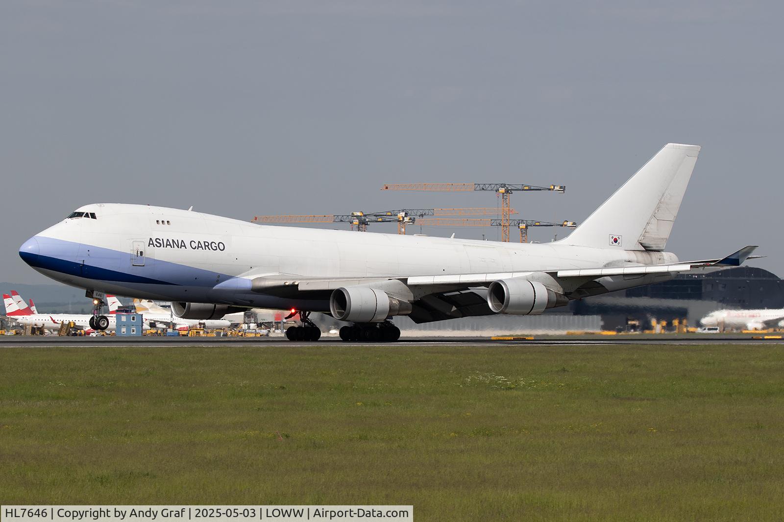 HL7646, 2002 Boeing 747-409(F) C/N 30768, Asiana Cargo 747-400