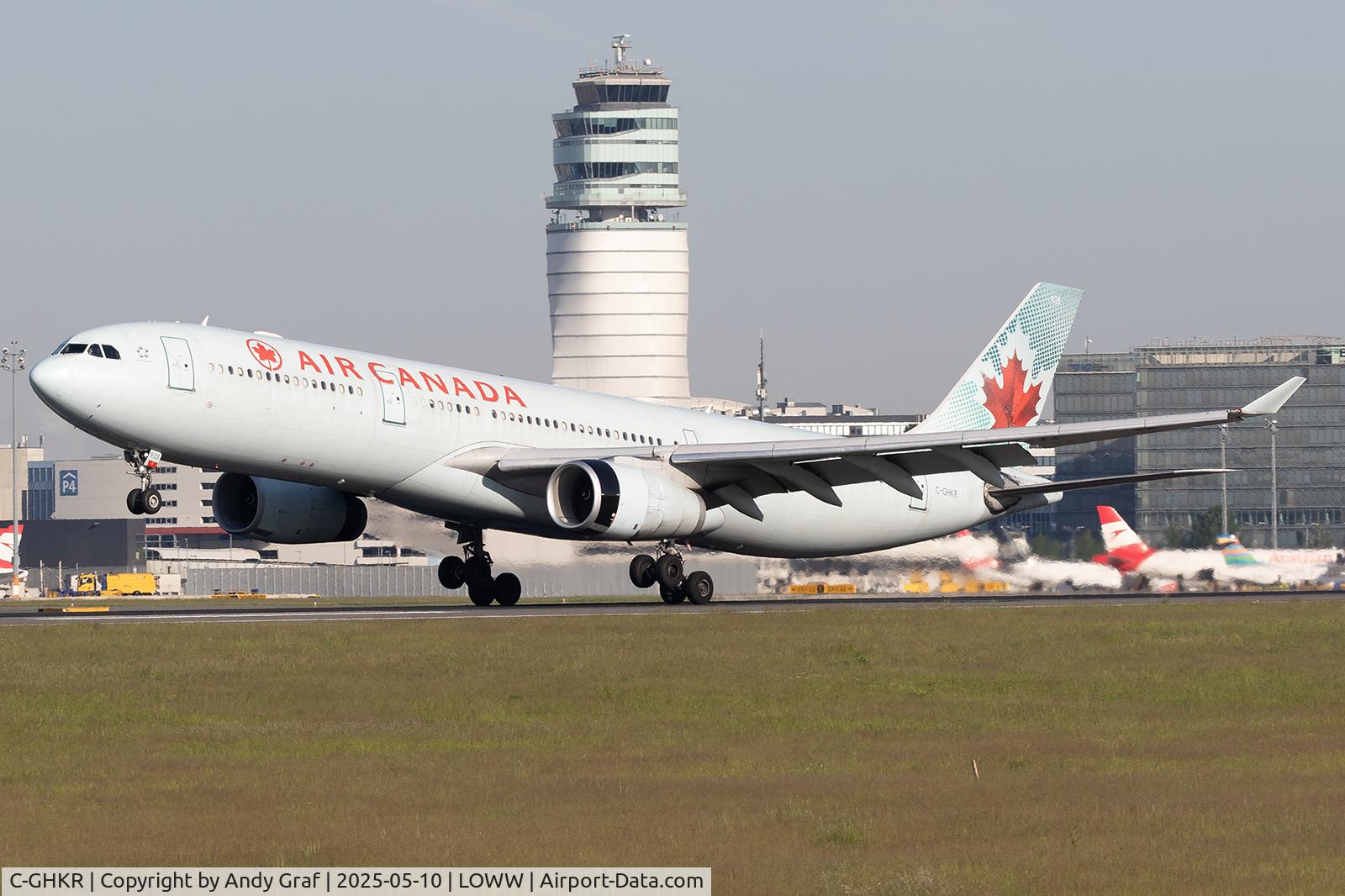 C-GHKR, 2001 Airbus A330-343 C/N 0400, Air Canada A330-300