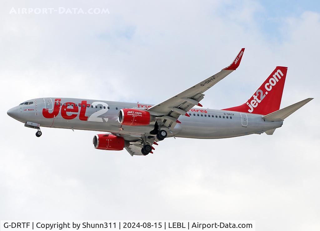G-DRTF, 2000 Boeing 737-85P C/N 28387, Landing rwy 24R