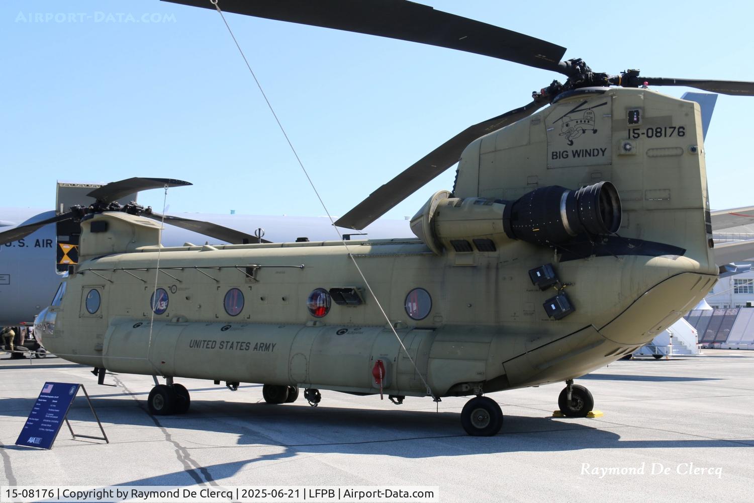 15-08176, 2015 Boeing CH-47F Chinook C/N M.8176, At Paris Le Bourget 2025.