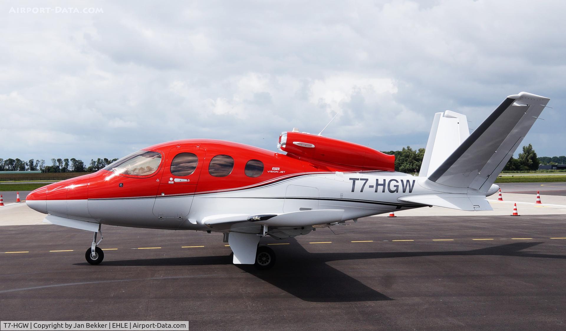 T7-HGW, 2019 Cirrus SF-50 Vision C/N 0106, Lelystad Airport