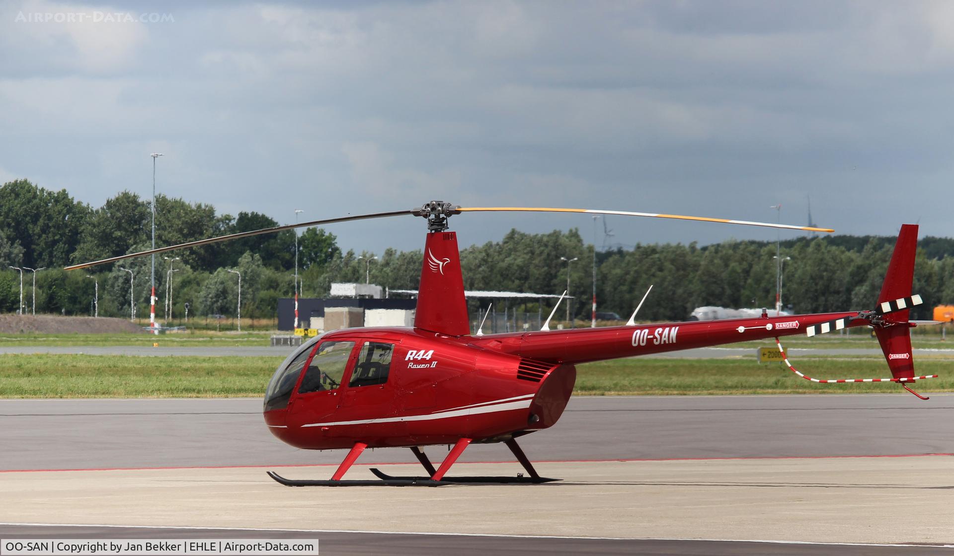 OO-SAN, 2018 Robinson R44 Raven II C/N 14308, Lelystad Airport